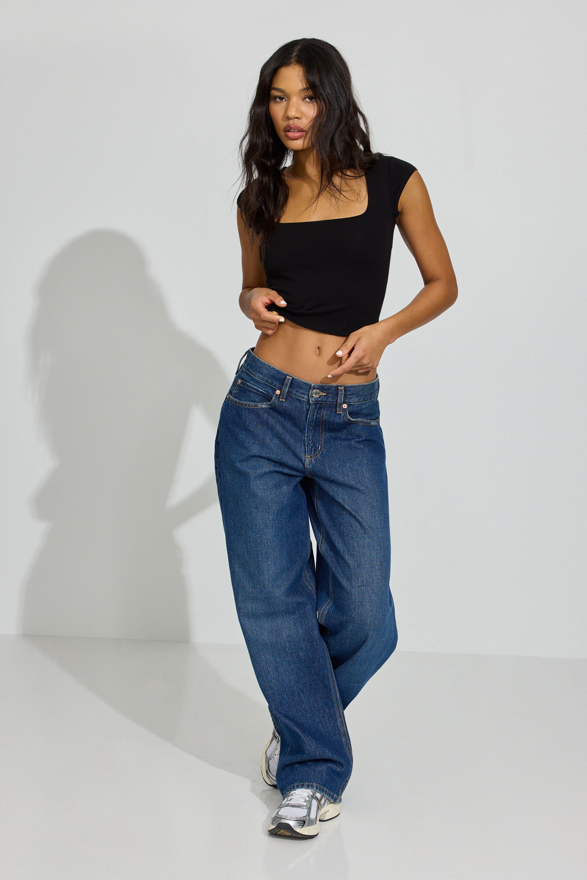 100084705_06V_alt2_1920x2880-3