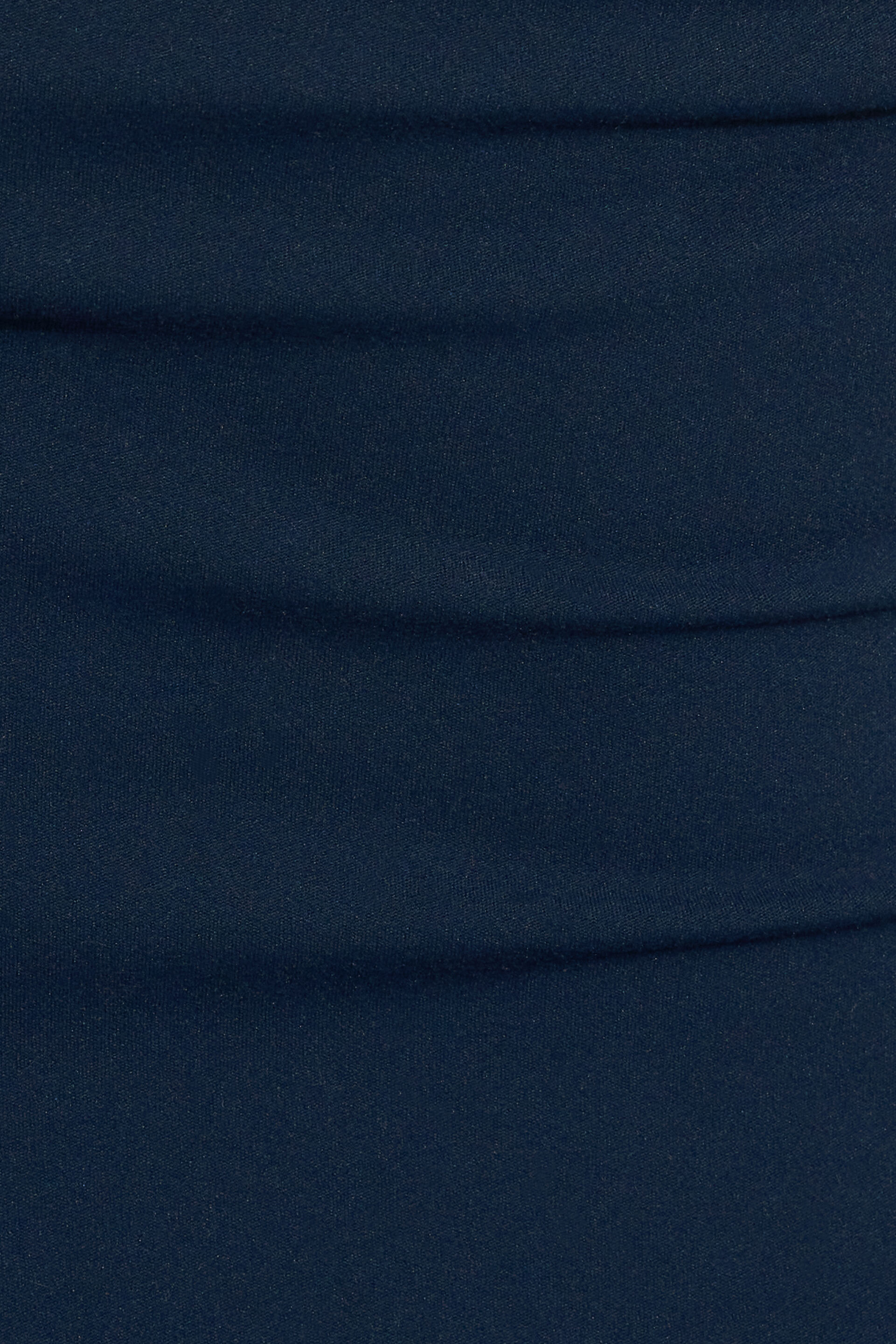 100086512_06G_alt3_1920x2880