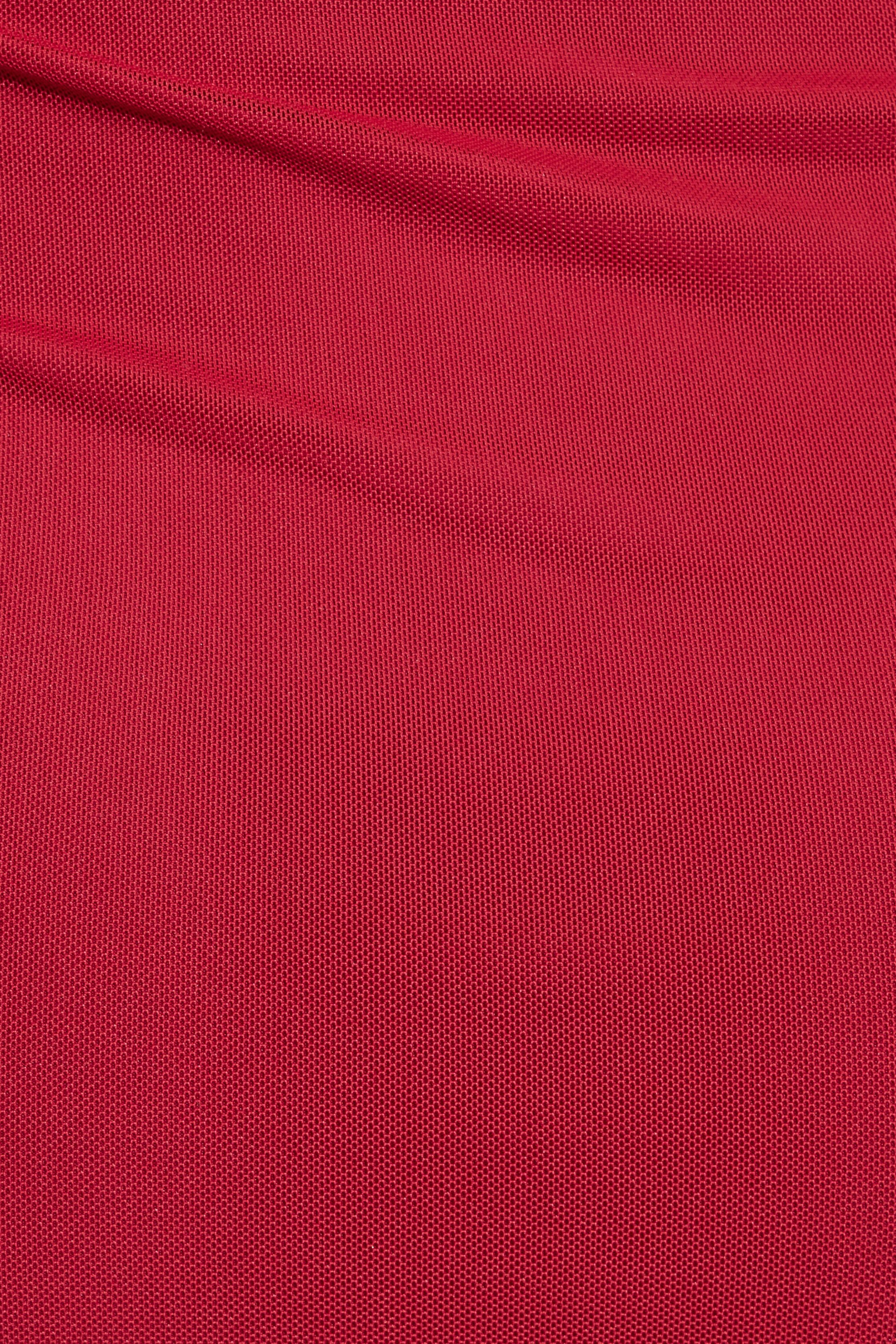 100086868_28T_alt5_1920x2880-1