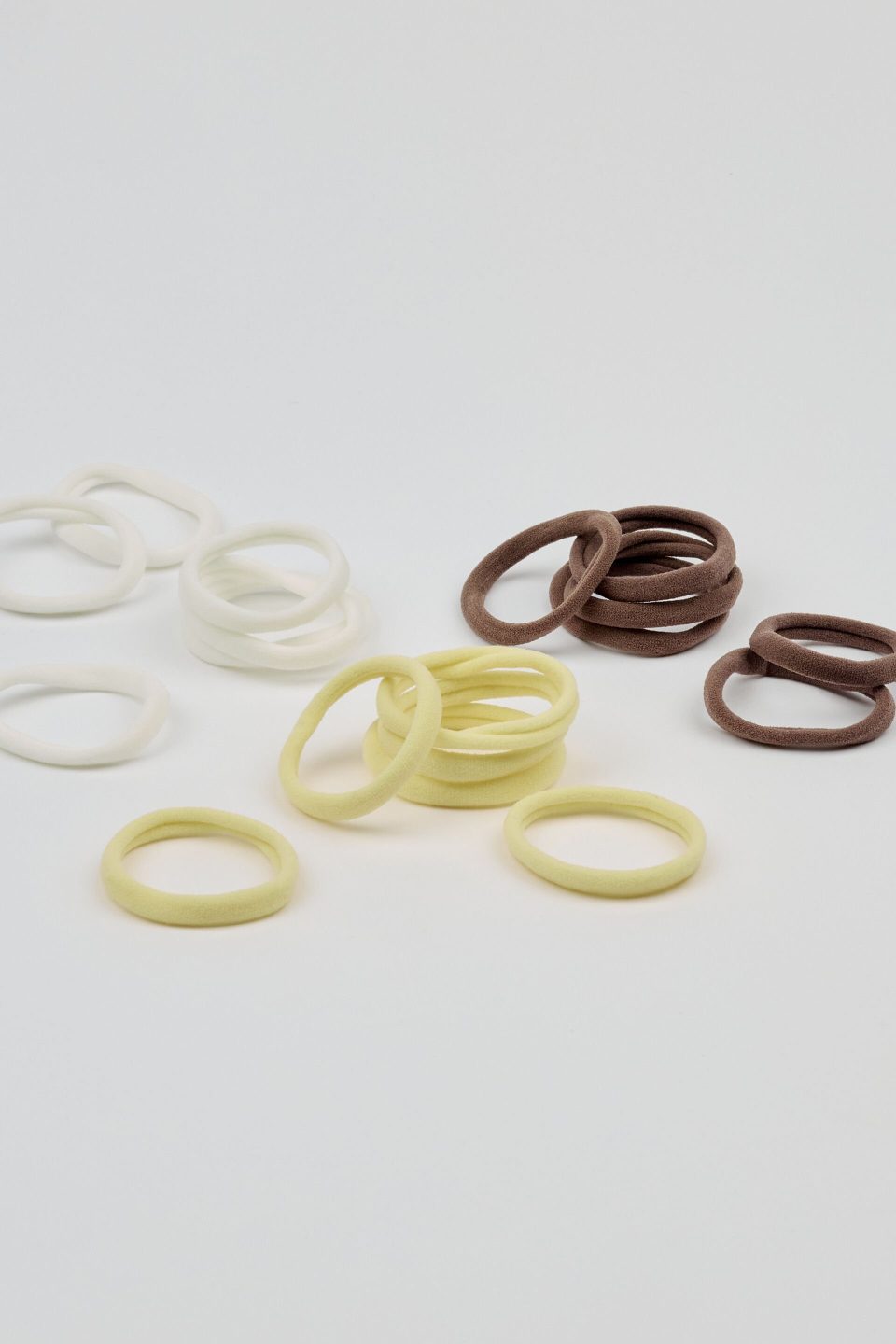 Pack of 18 Seamless Hair Elastics