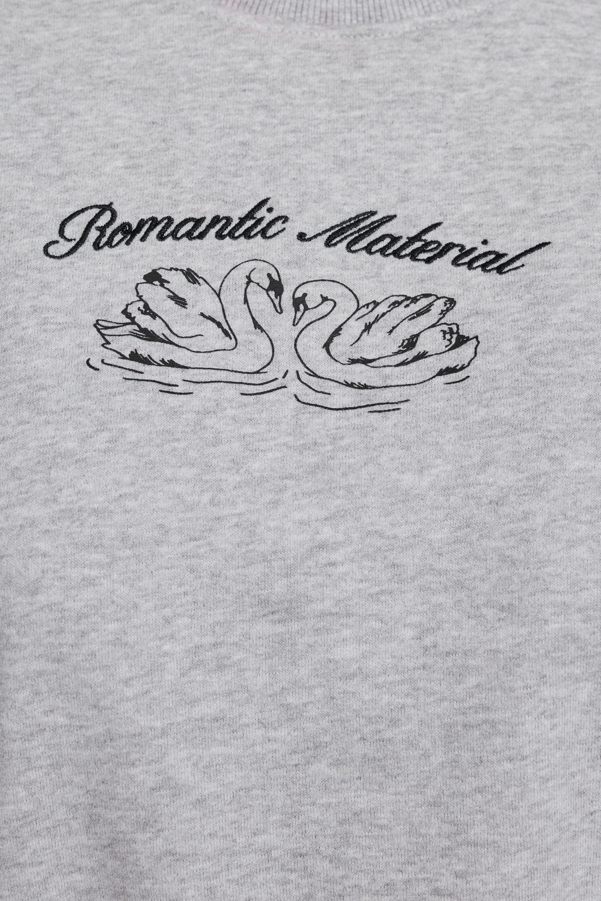 100088508_7QU_alt3_1920x2880-3