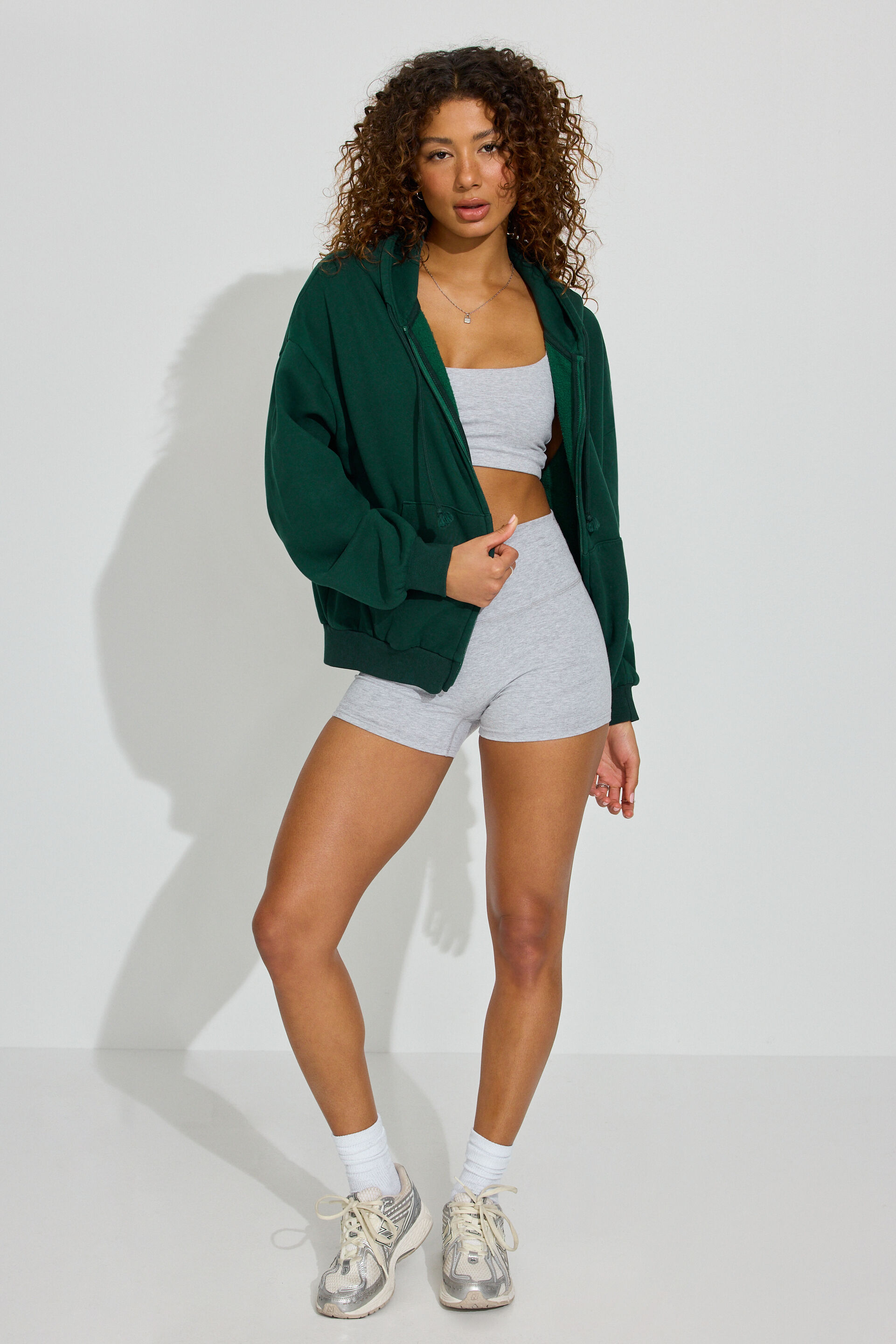 100088510_7N6_alt1_1920x2880-7