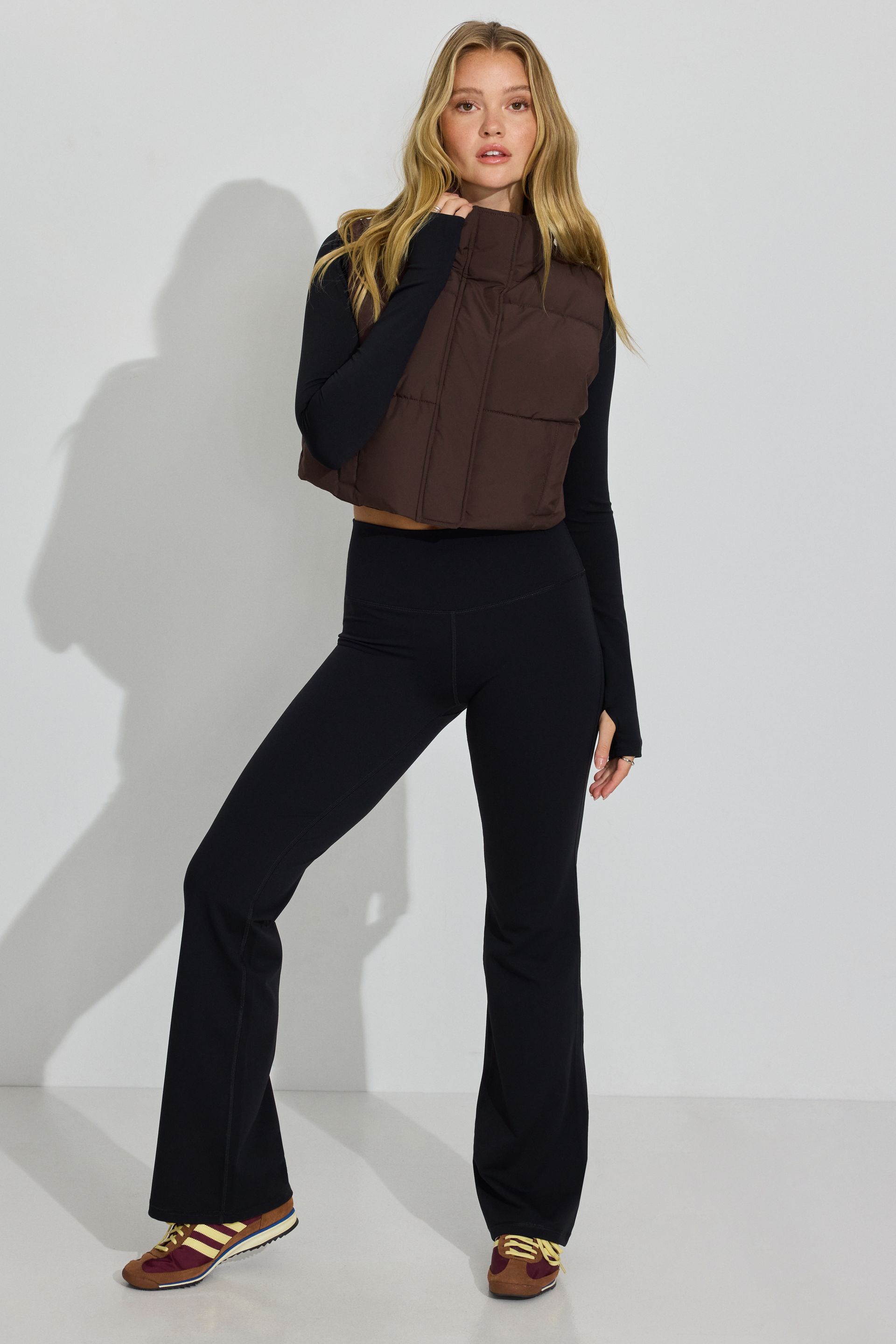 100089547_4DD_alt2_1920x2880-1