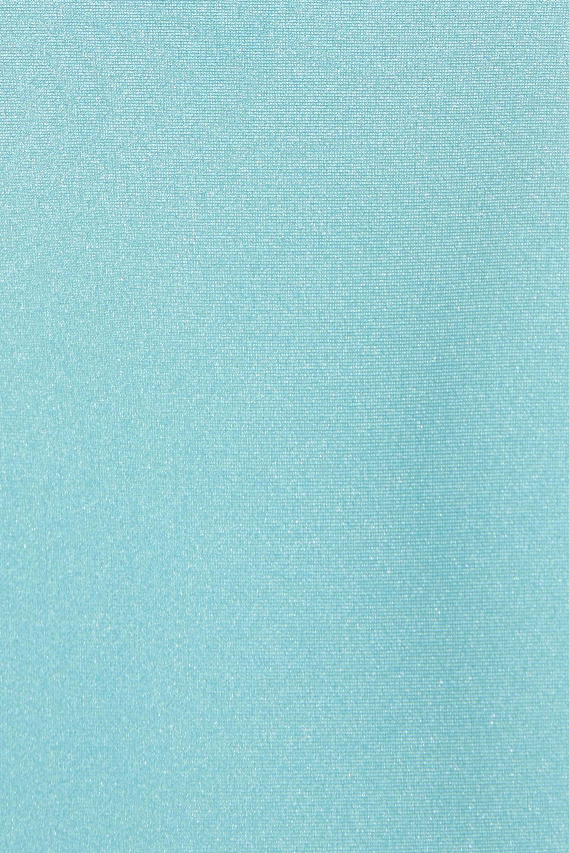 100090094_72S_alt3_1920x2880-1