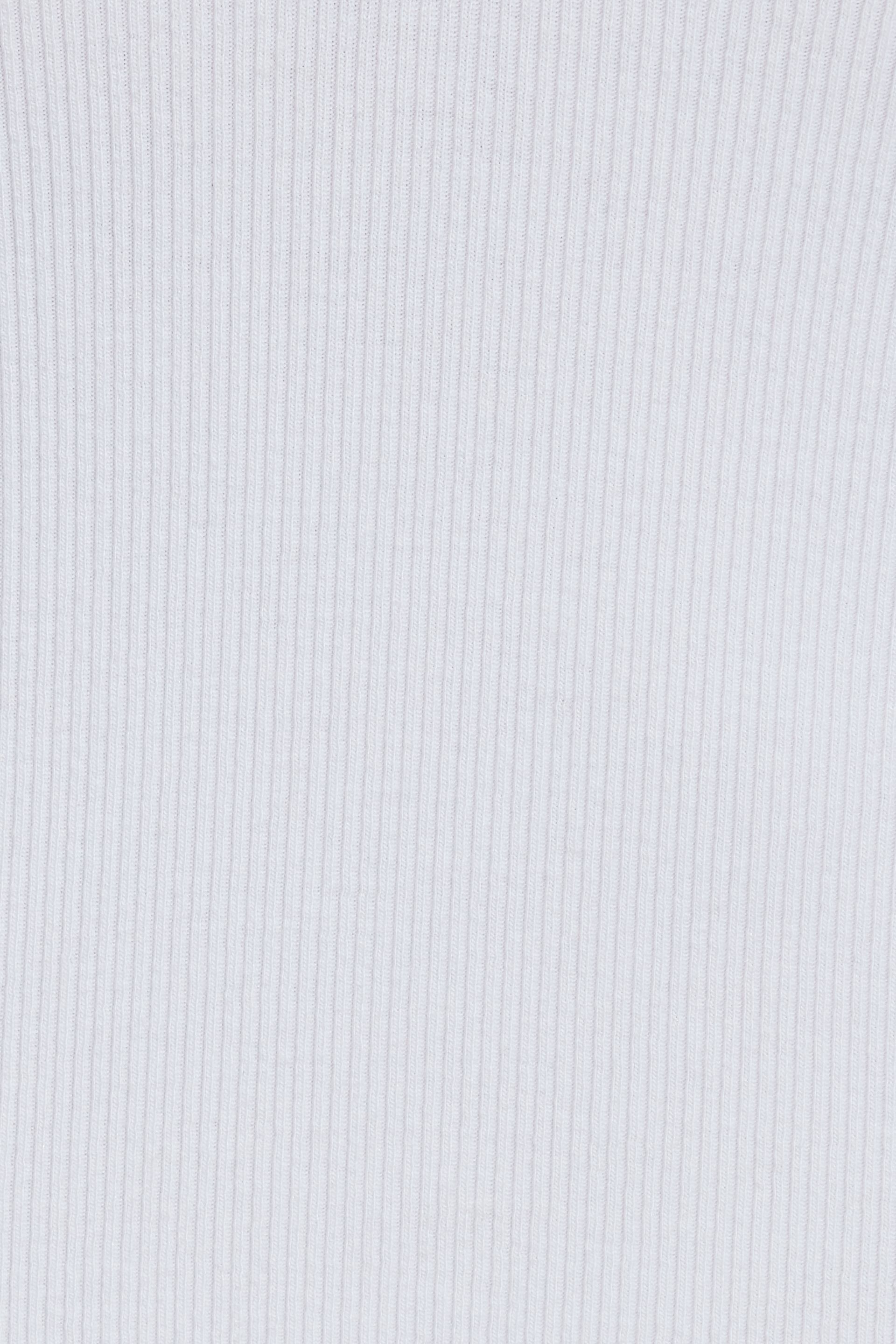 100090199_04N_alt3_1920x2880-3