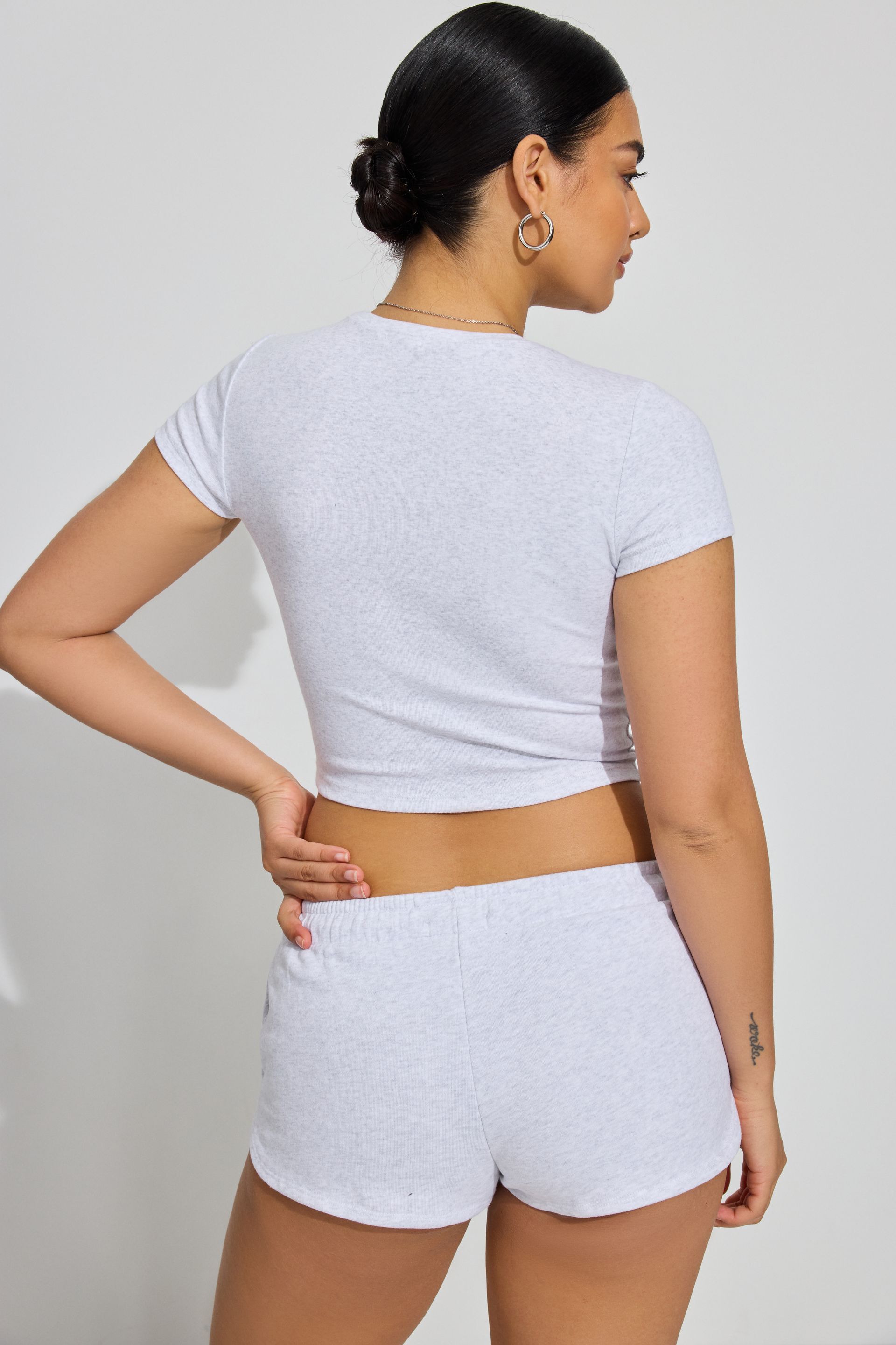 100090225_69I_alt2_1920x2880-5