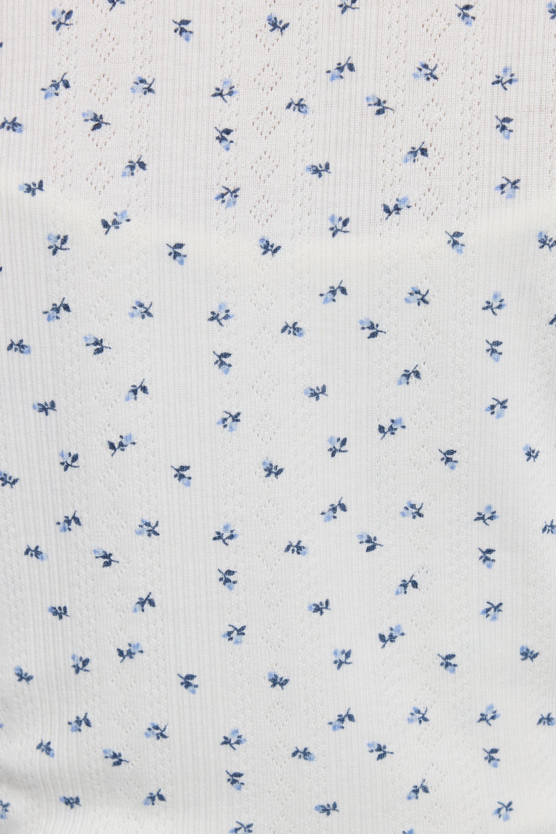 100090510_7QQ_alt3_1920x2880-2