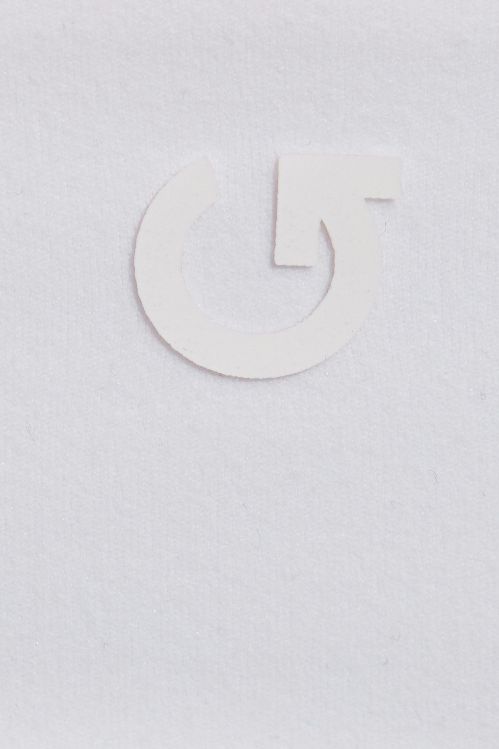 100090700_04N_alt4_1920x2880-7