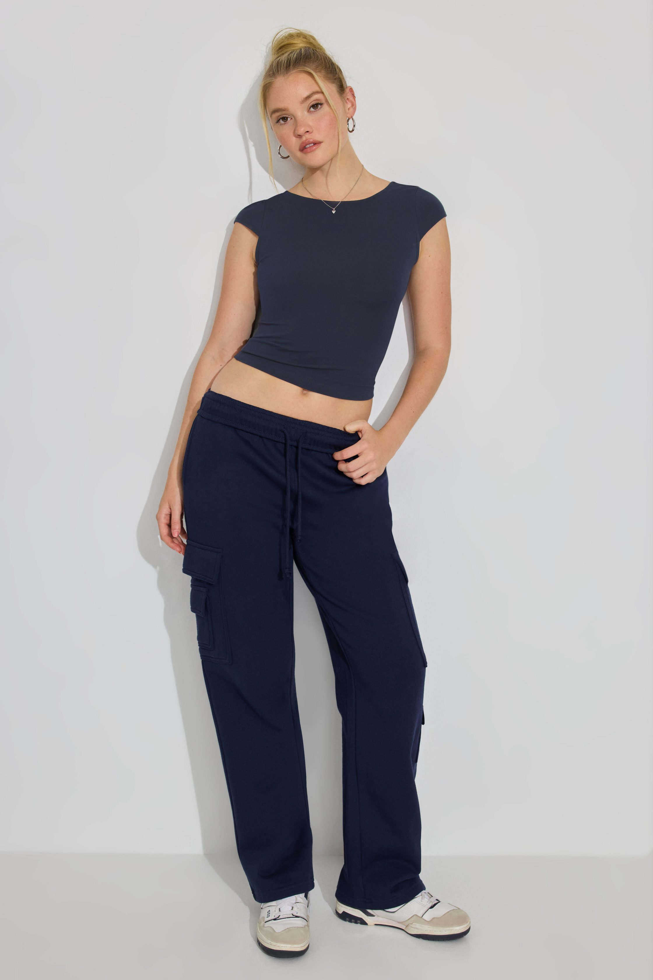 100091557_06G_alt2_1920x2880-4