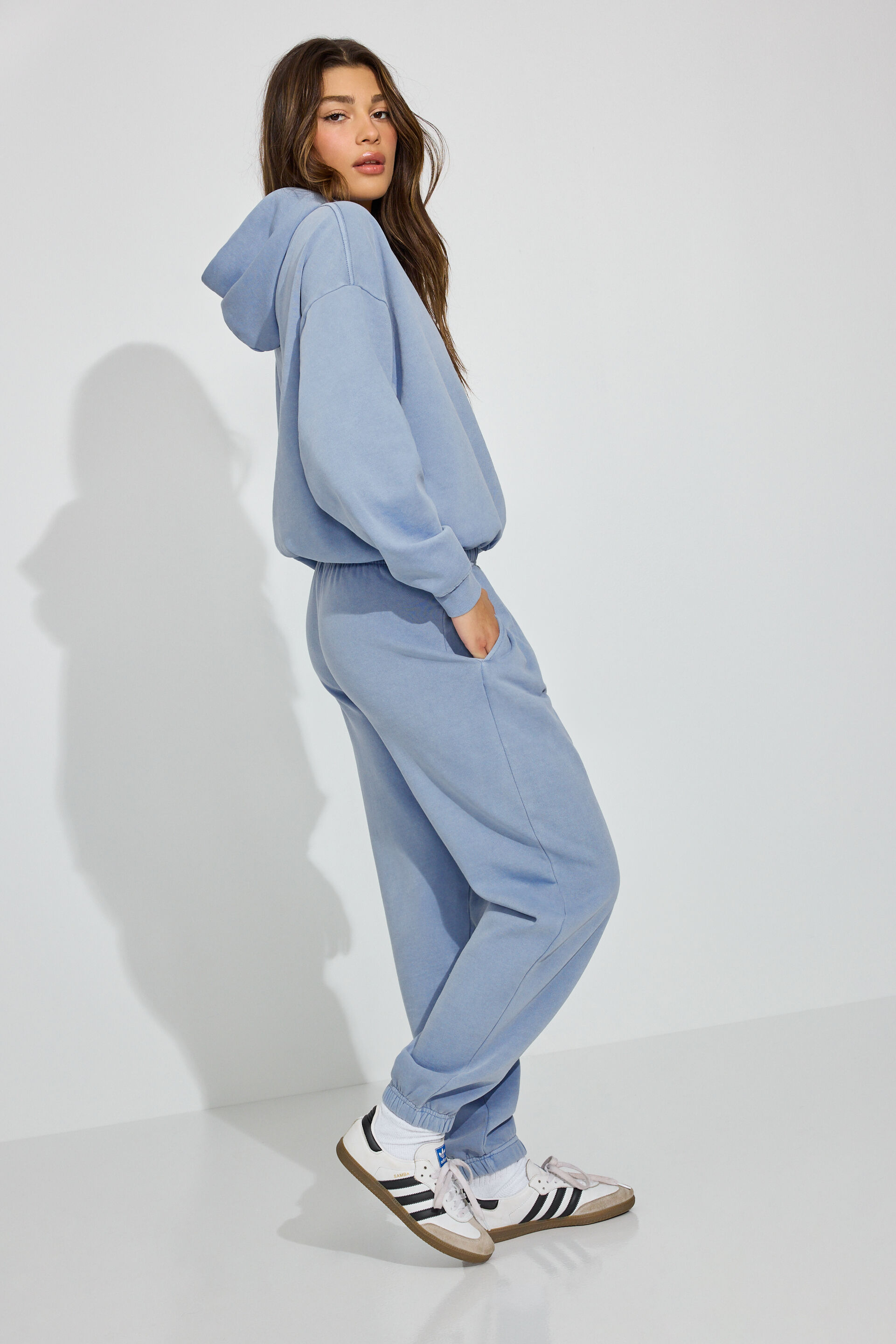 100091919_7X2_alt1_1920x2880-5