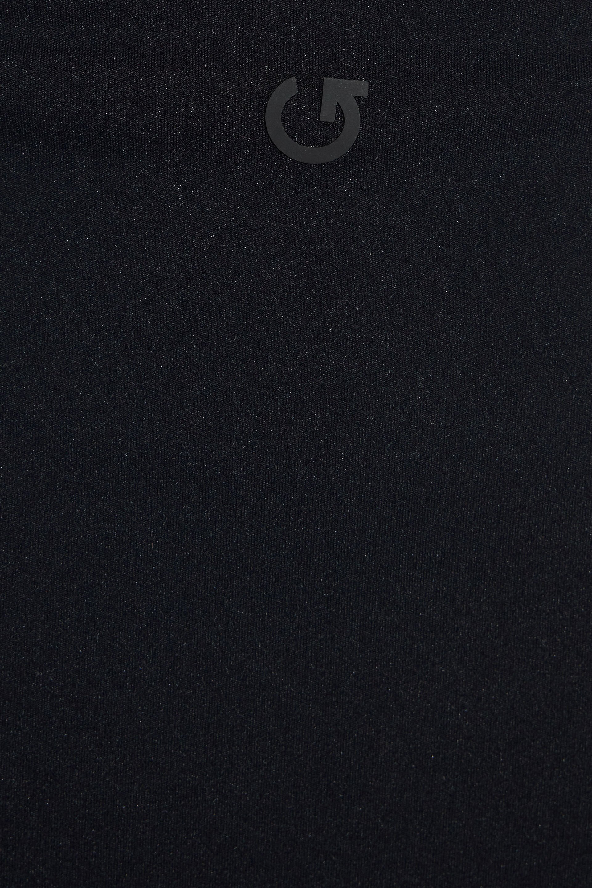 100091953_06V_alt5_1920x2880