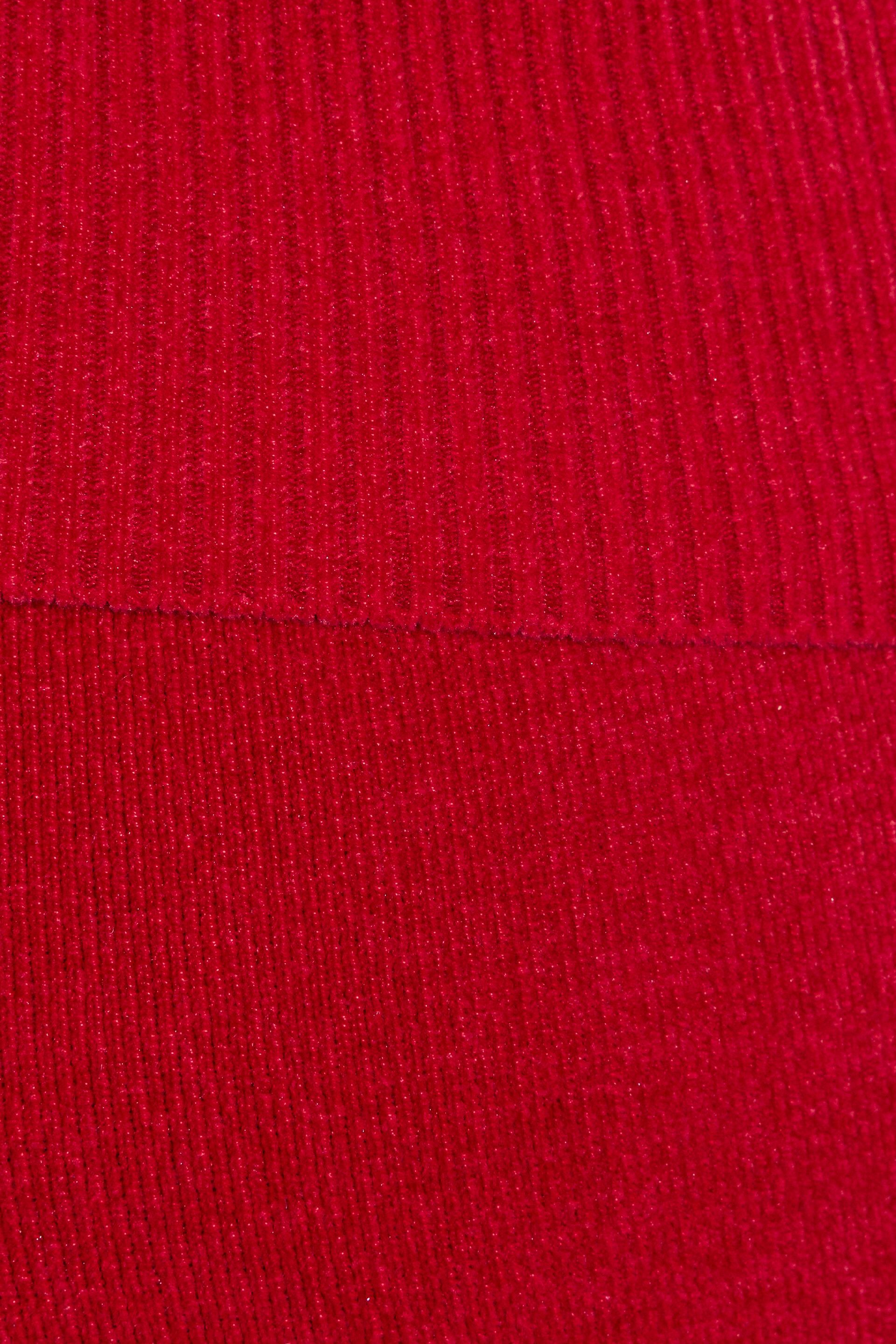 100092628_28T_alt3_1920x2880-5