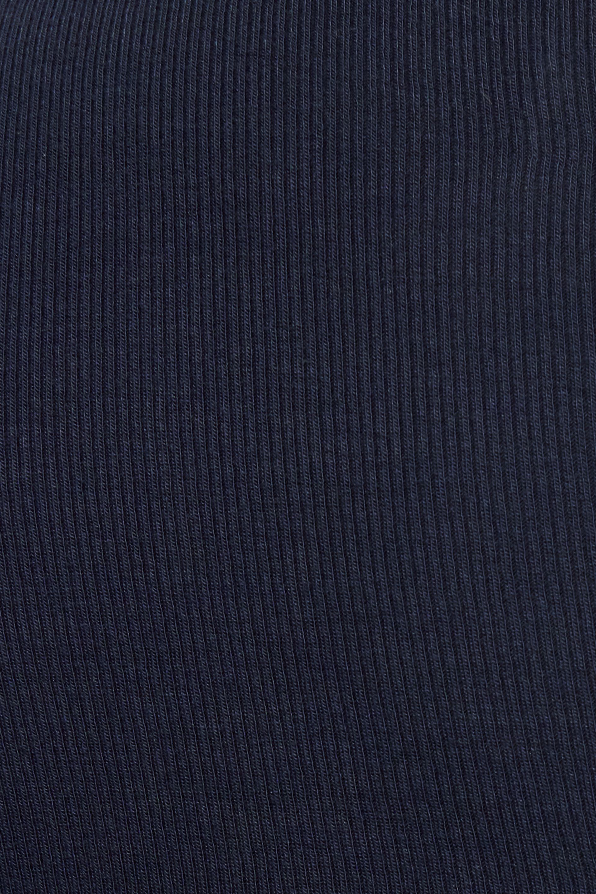 100092921_06G_alt2_1920x2880-3