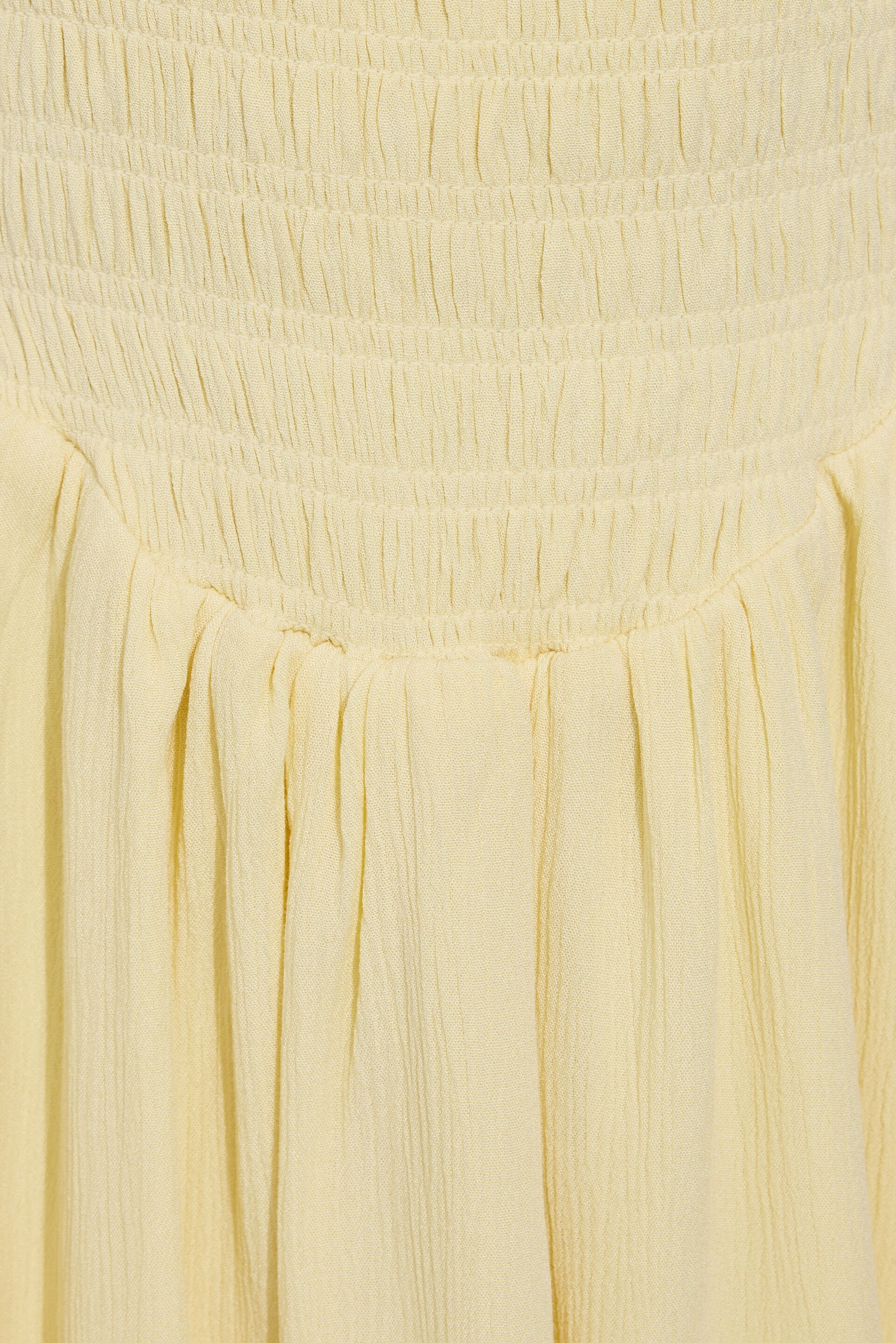 100093823_1MM_alt5_1920x2880-1