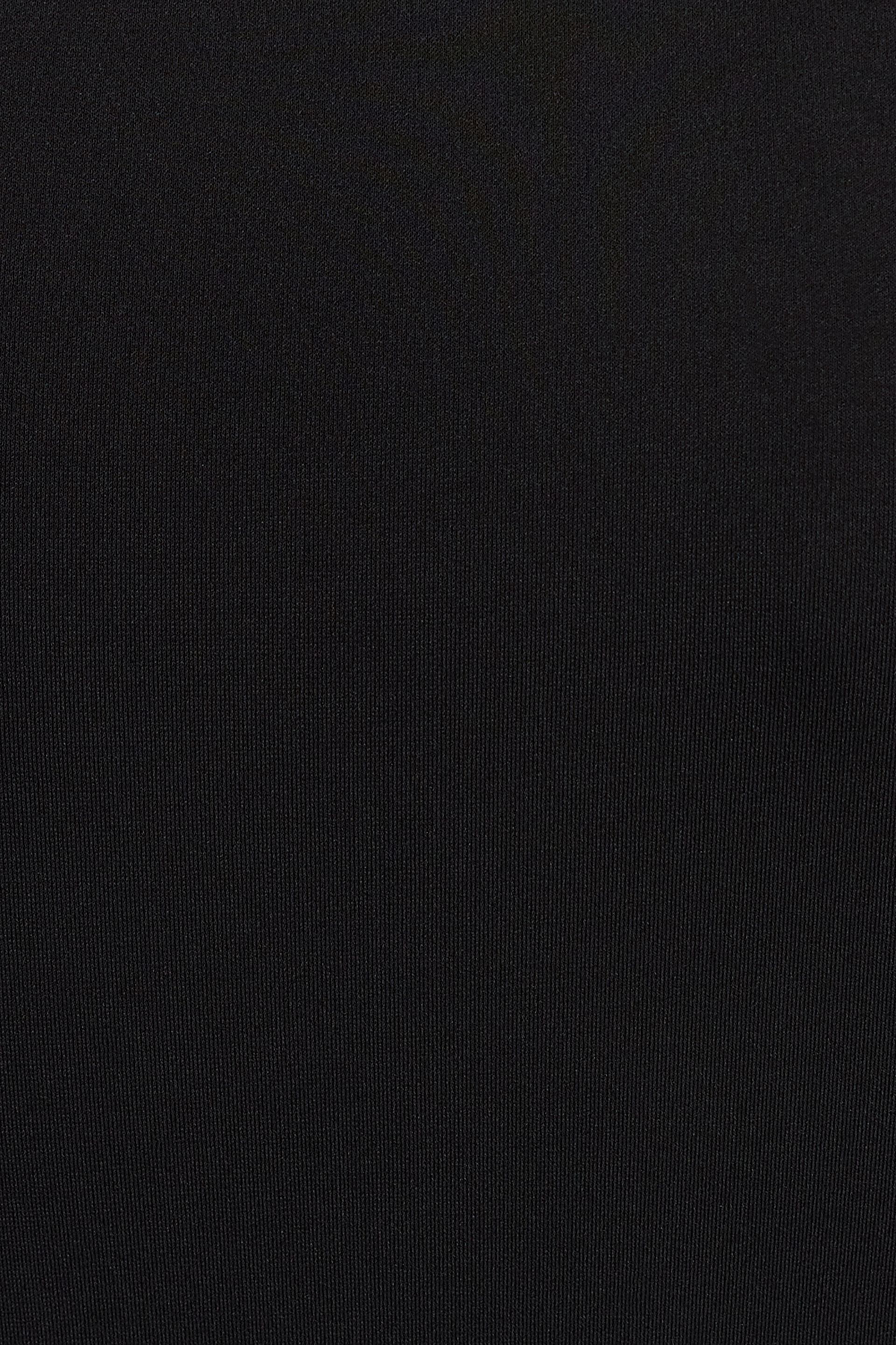 100094001_06V_alt5_1920x2880-5