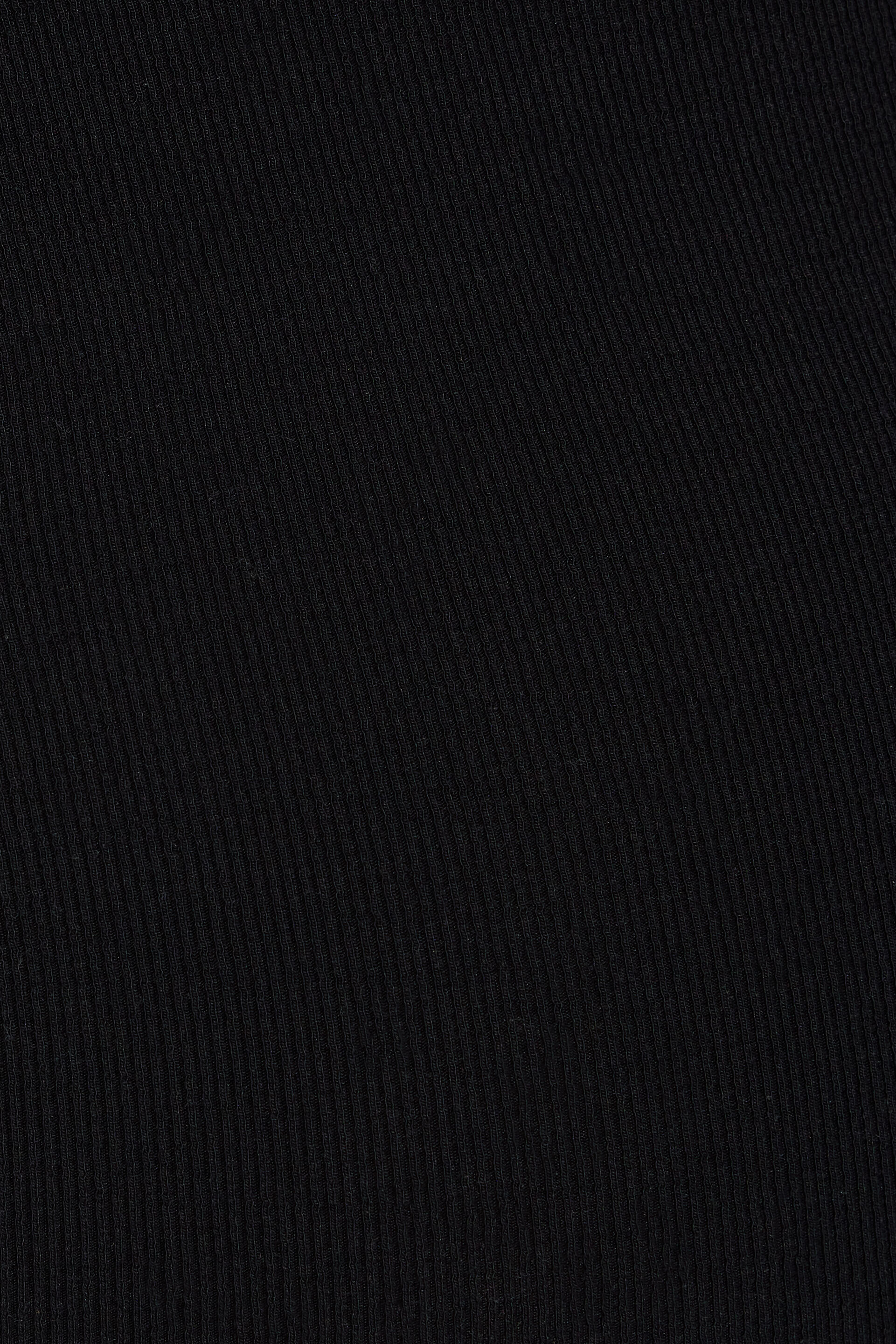 100094786_06V_alt3_1920x2880-6