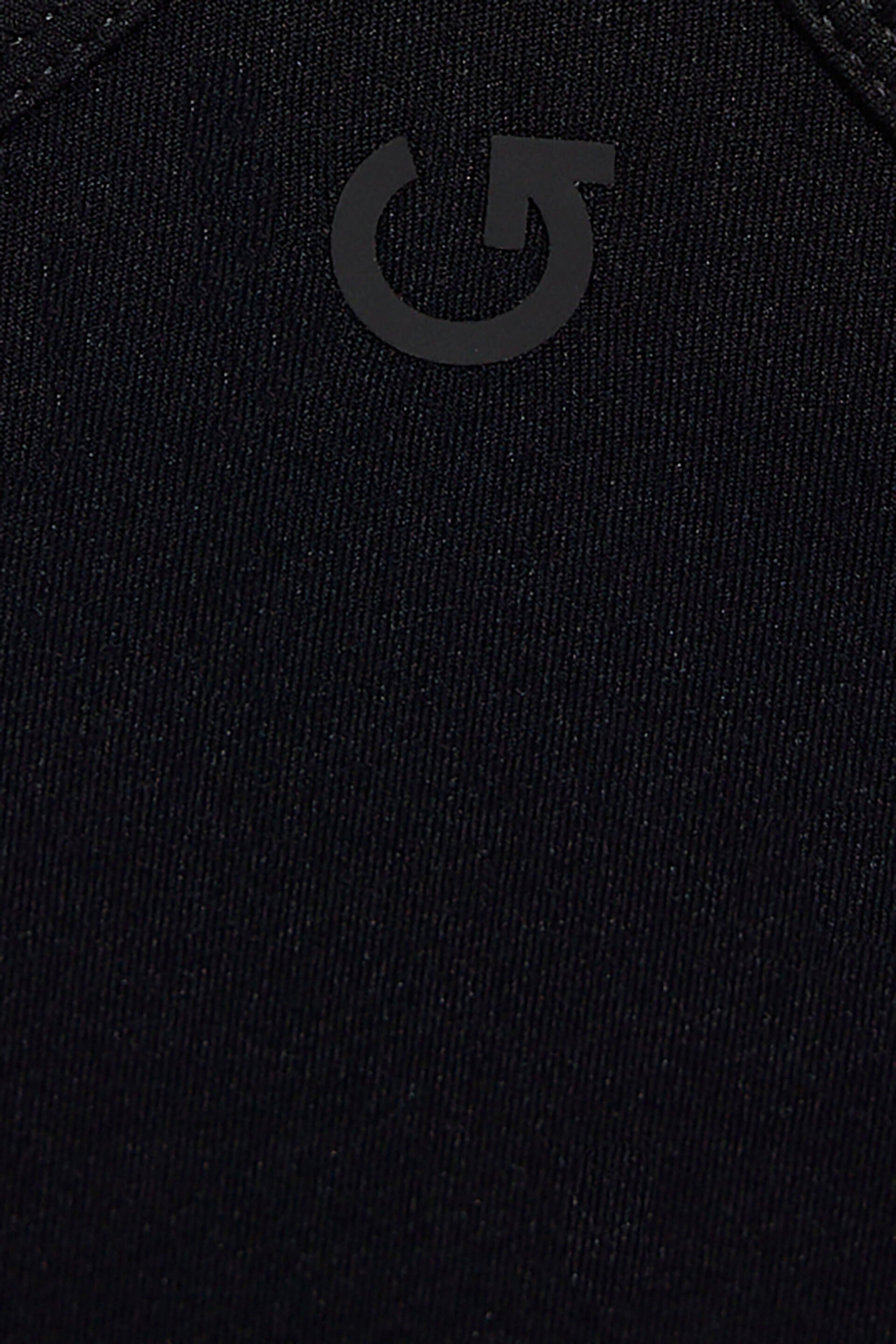 100094954_06V_alt3_1920x2880-1