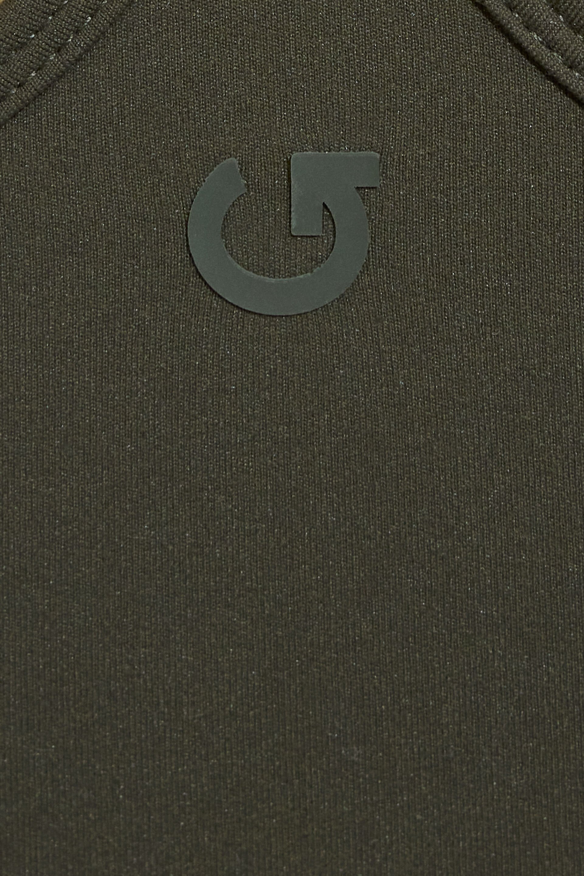 100094954_8AI_alt4_1920x2880-1