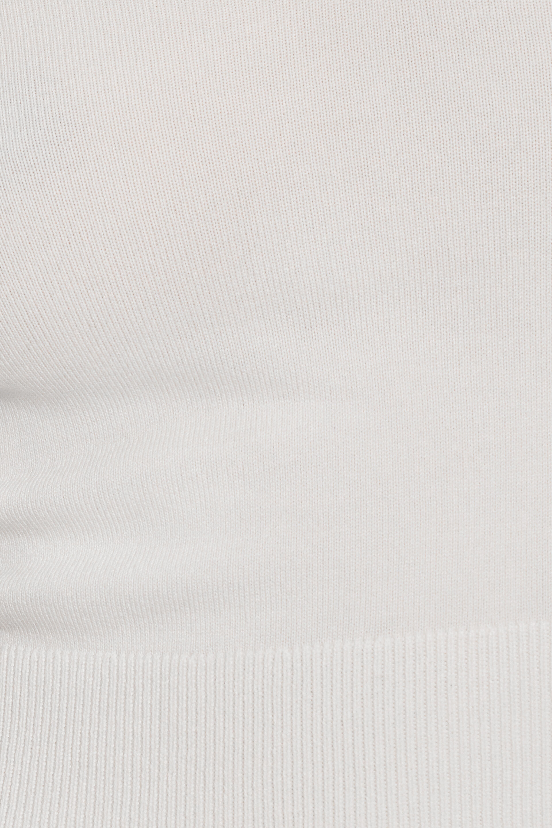 100095214_03G_alt3_1920x2880-1