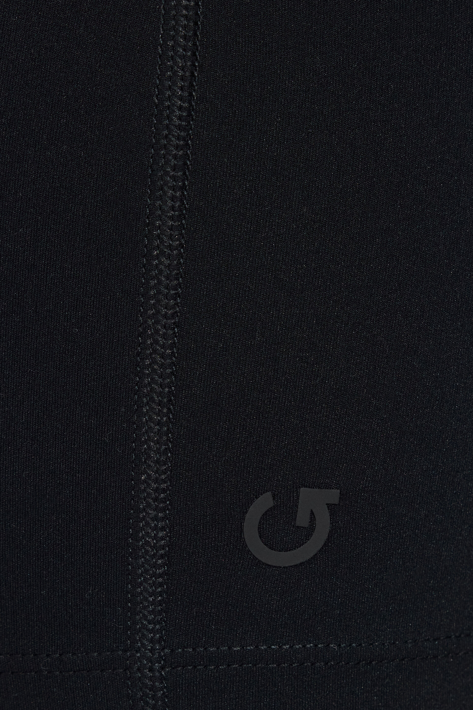 100095714_06V_alt4_1920x2880-4