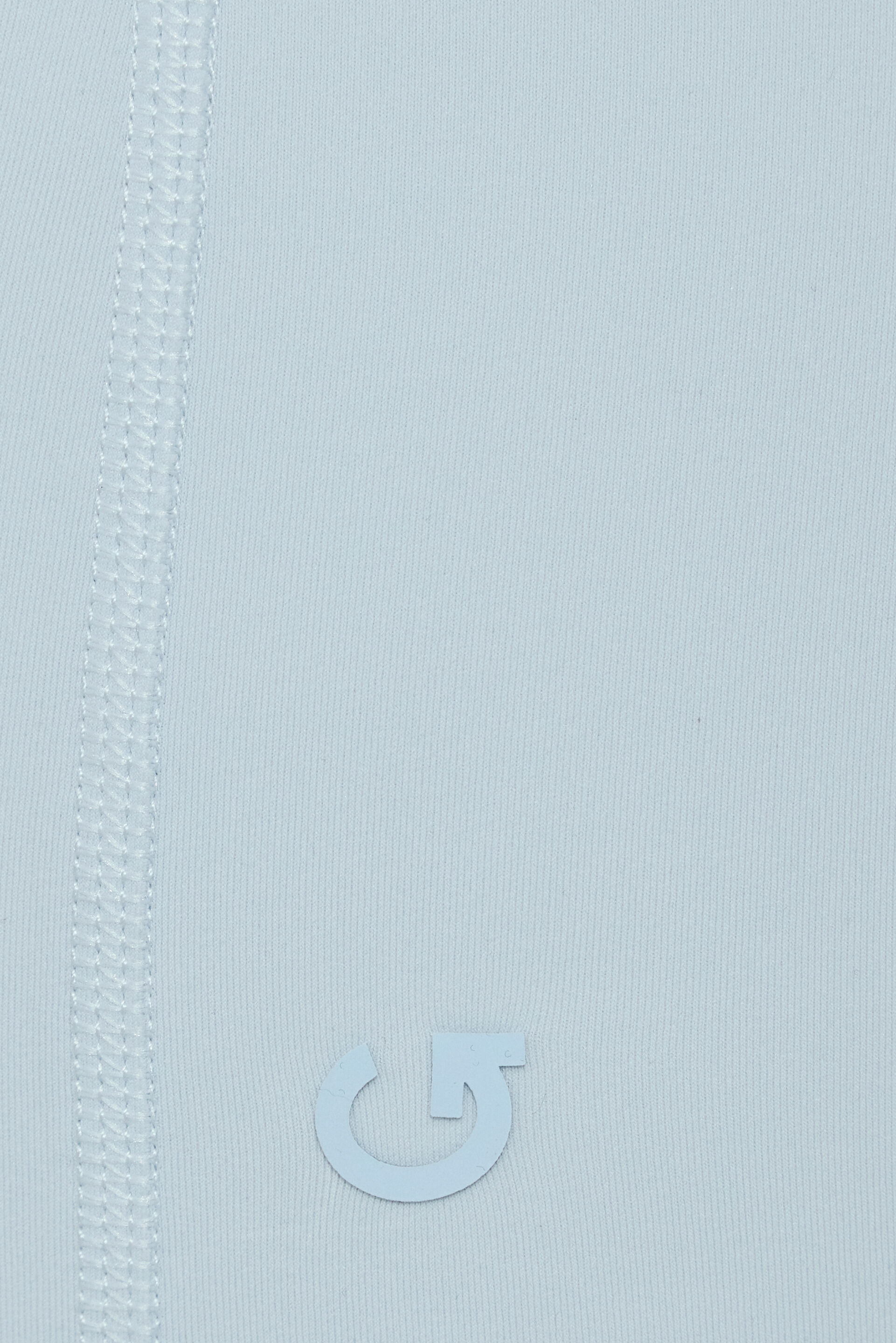 100095714_7VV_alt4_1920x2880