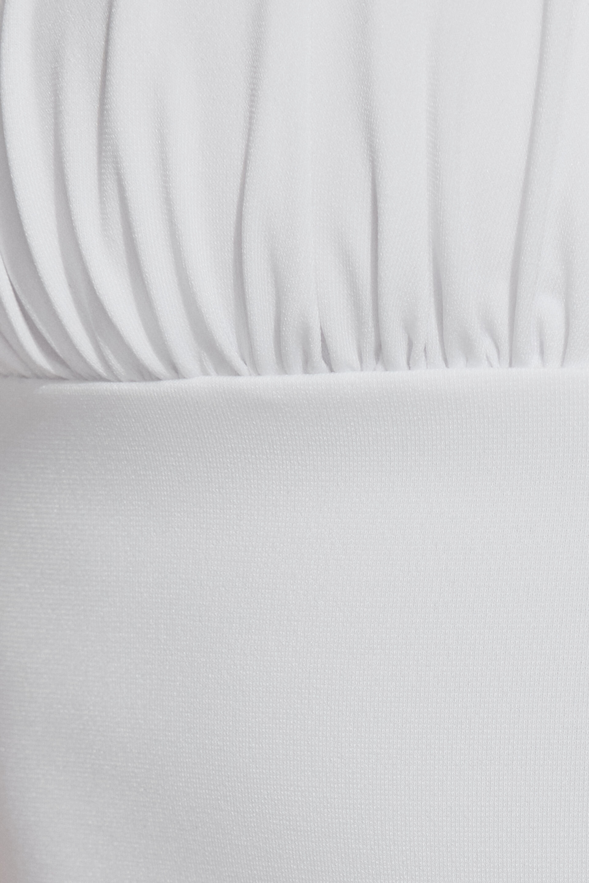 100095855_04N_alt5_1920x2880-9