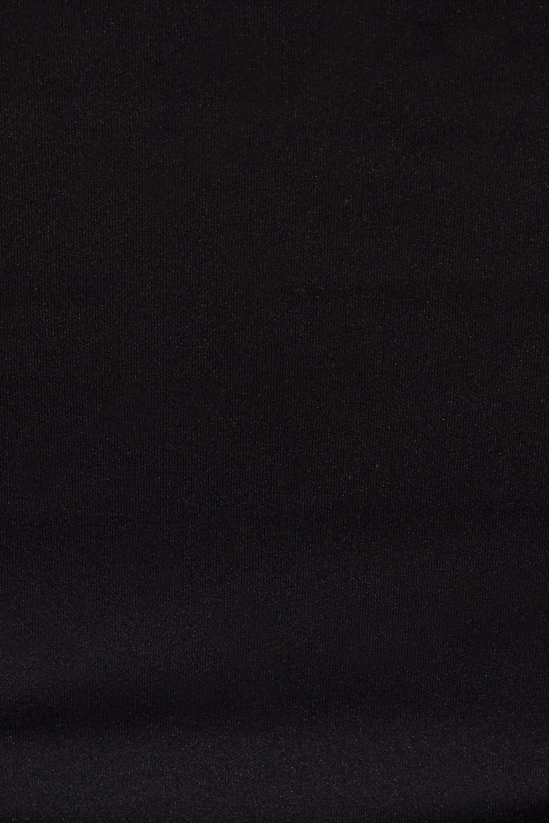 100096276_06V_alt4_1920x2880