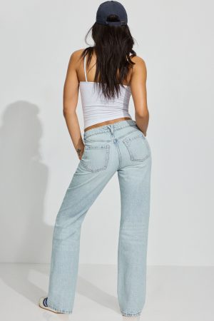 Relaxed Straight Jeans