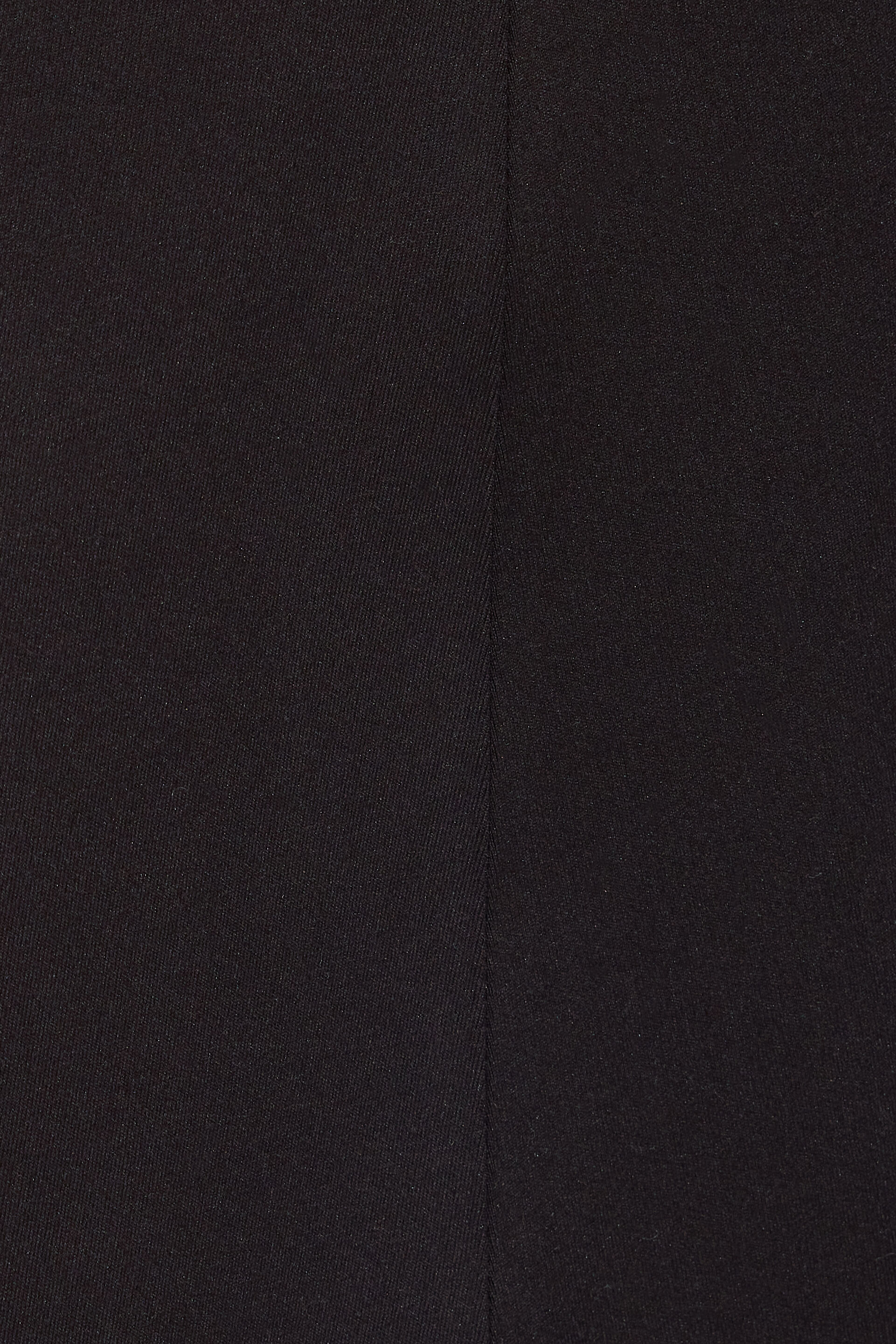 100096936_06V_alt4_1920x2880