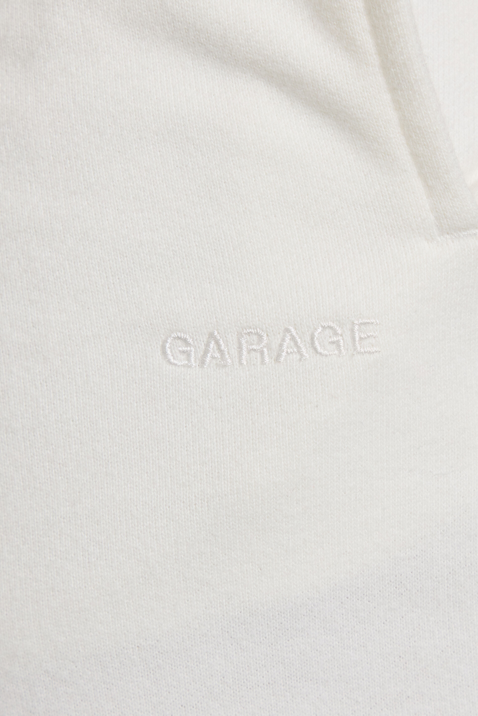 100097131_03G_alt3_1920x2880-3