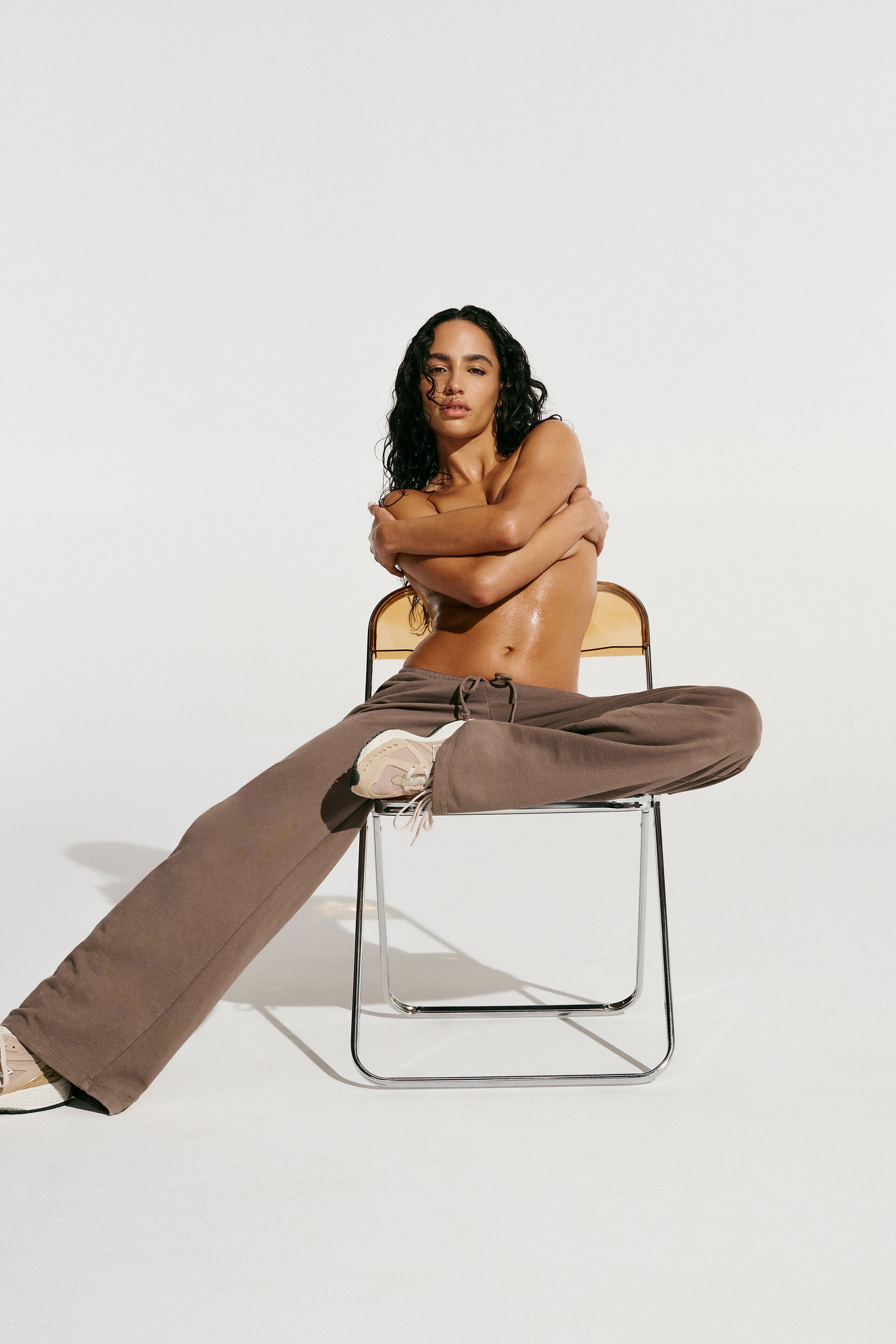 100097131_84G_1920x2880-5