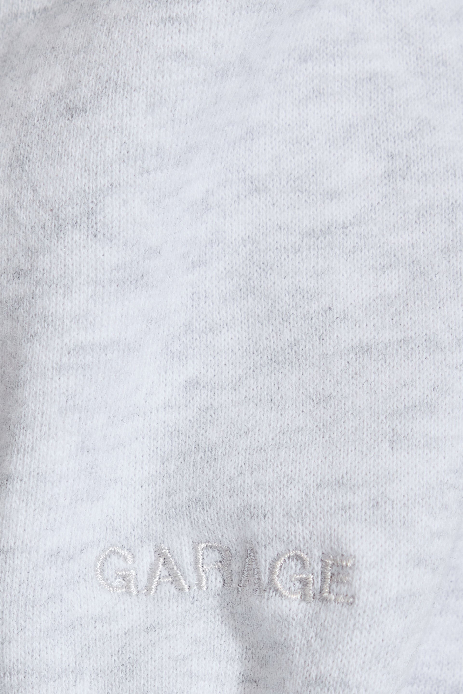 100097134_18X_alt4_1920x2880-5