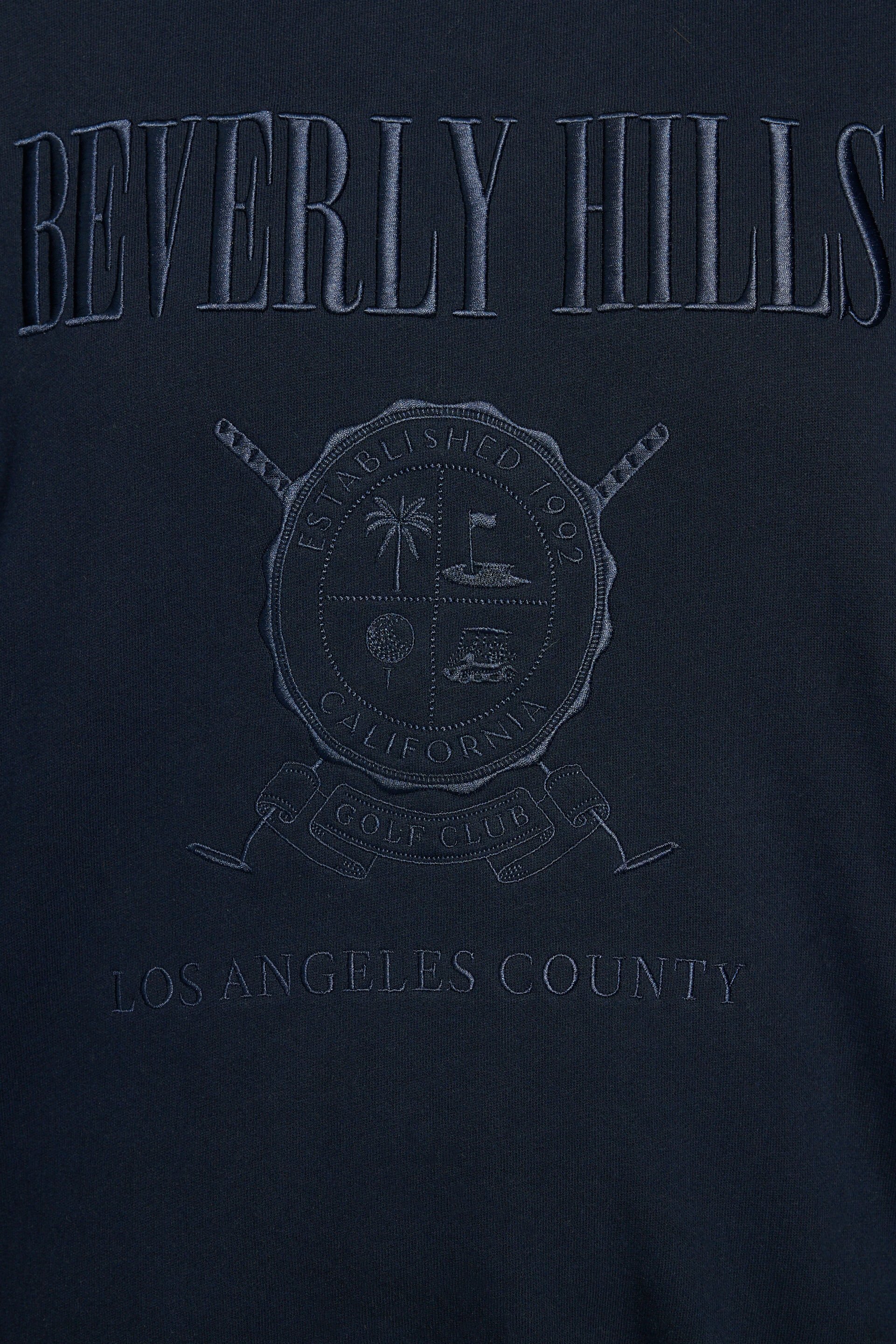 100097134_85D_alt4_1920x2880