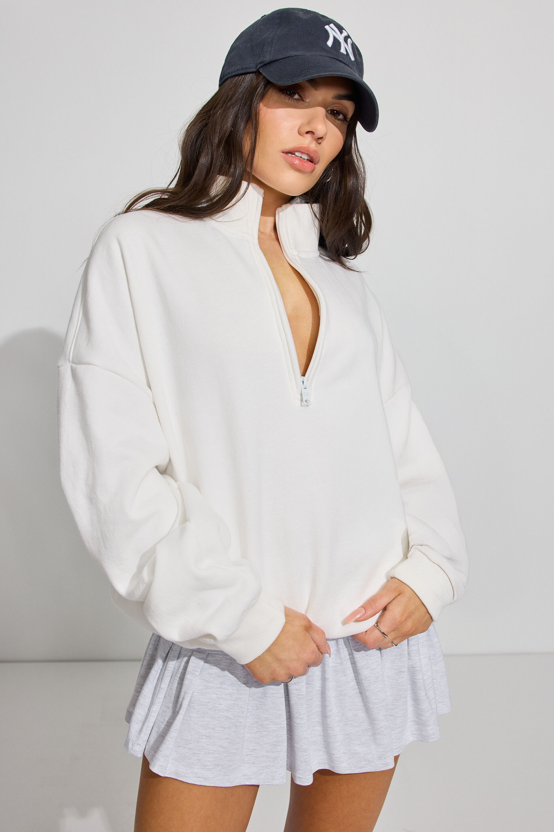 100097792_03G_1920x2880-5