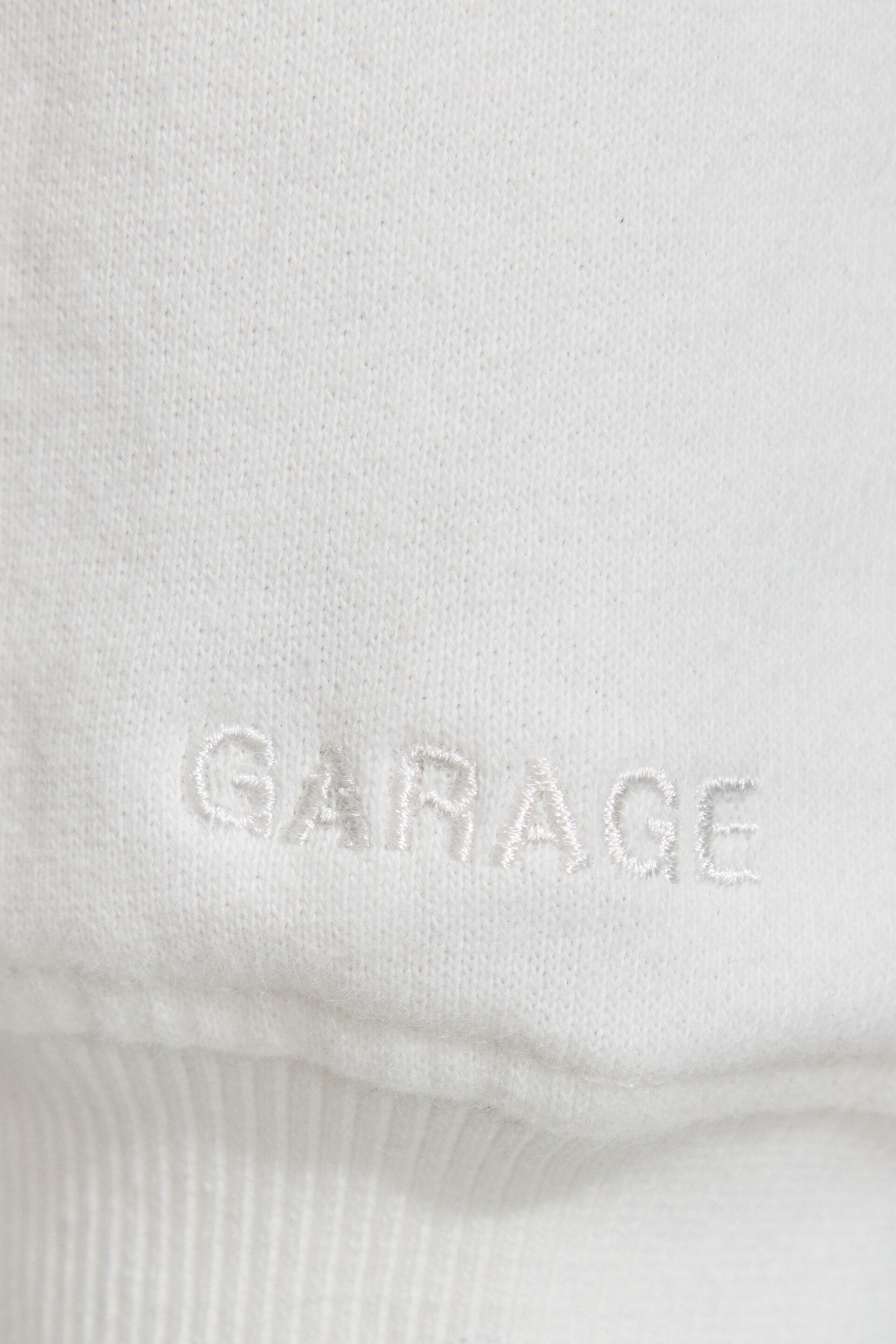 100097987_03G_alt5_1920x2880-4