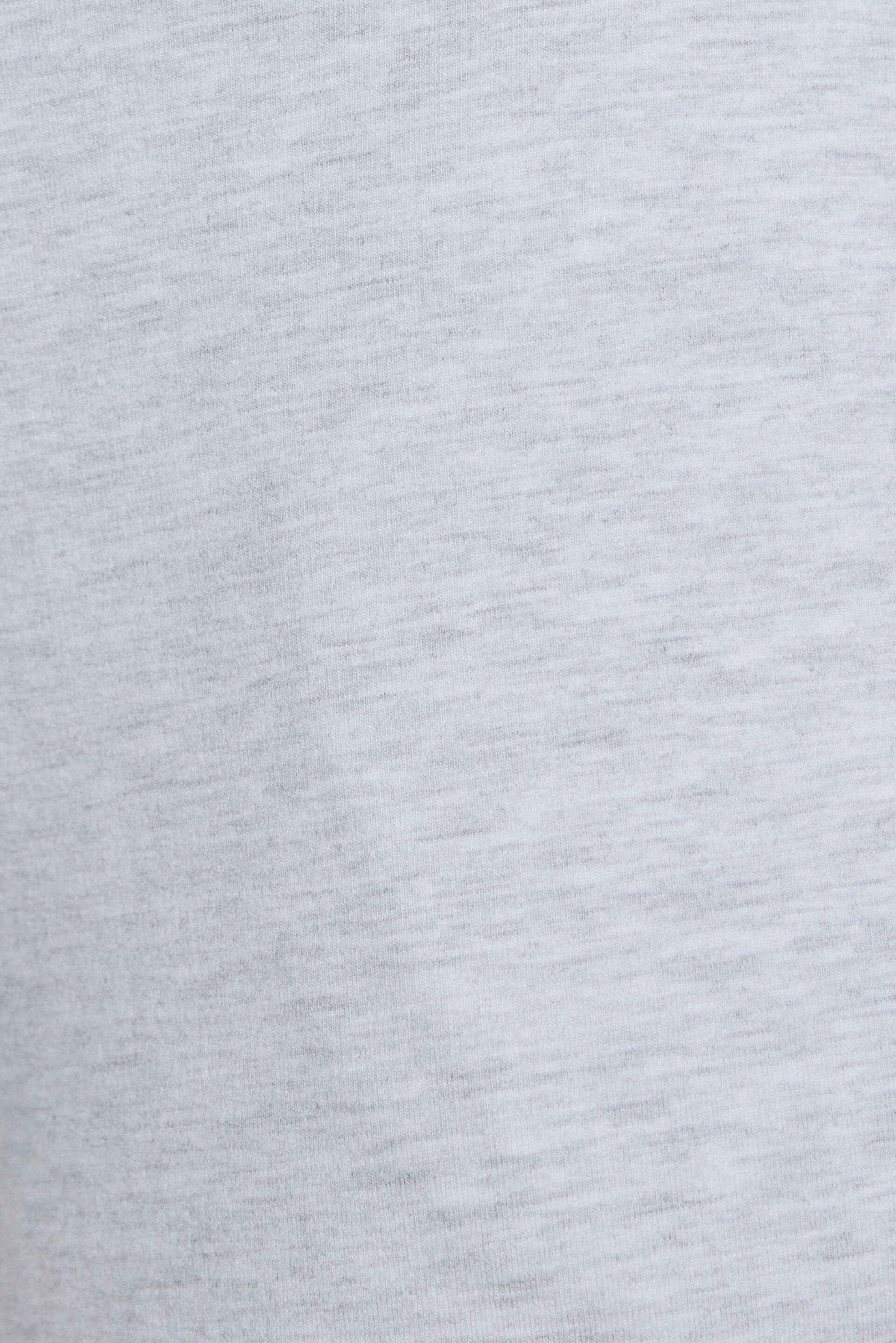 100098016_18X_alt3_1920x2880-7