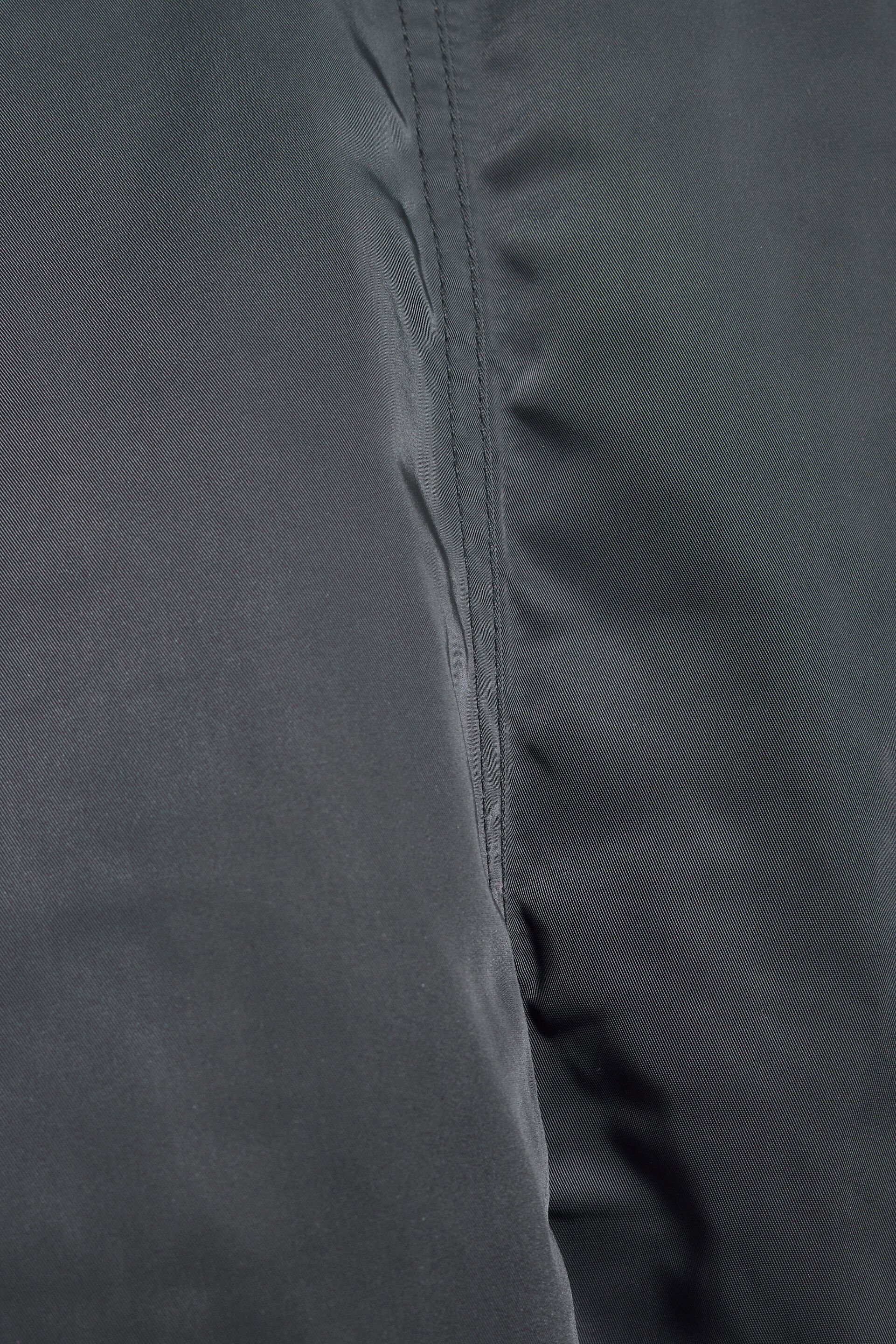 100098098_8B5_alt4_1920x2880-1