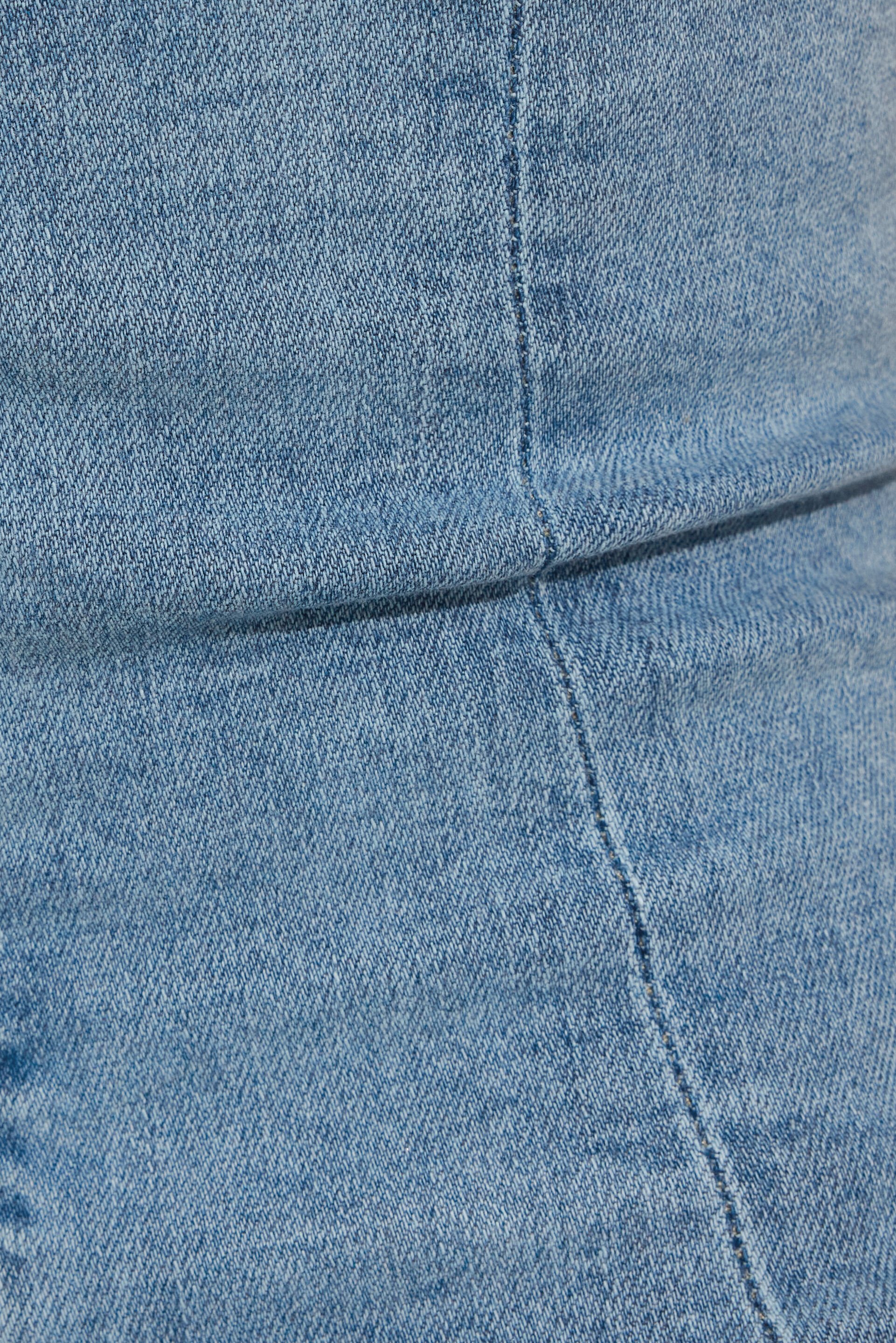 100098676_07J_alt5_1920x2880-8