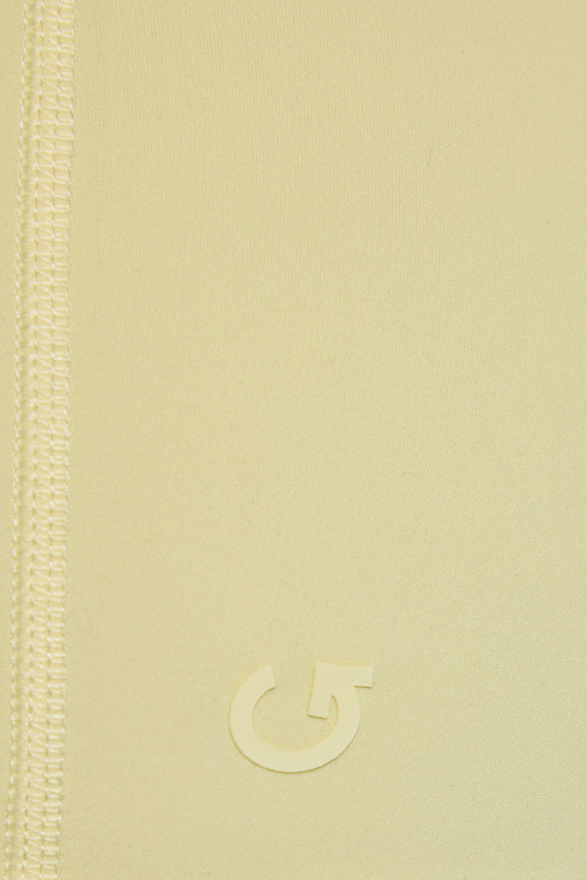 100098785_1MM_alt5_1920x2880