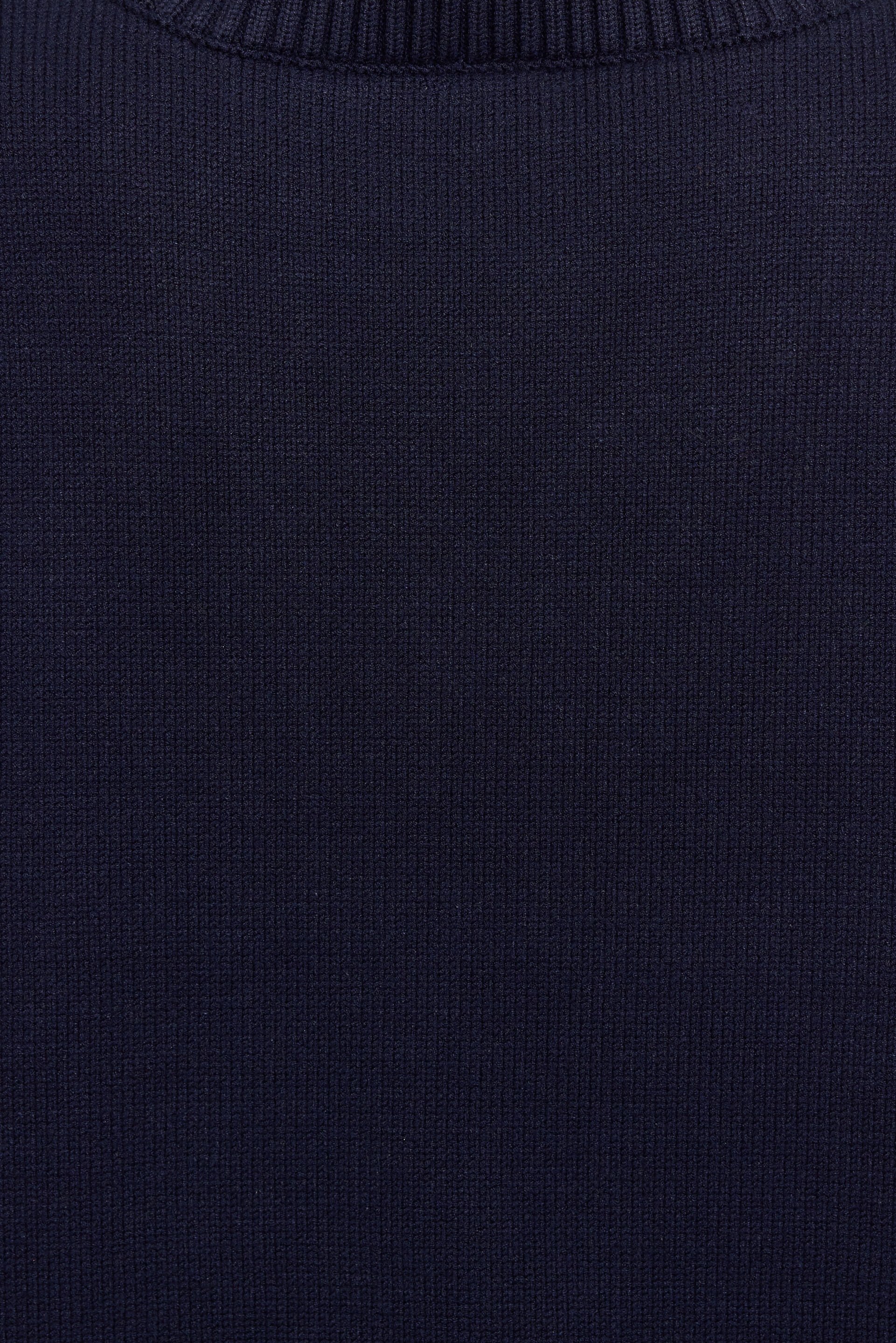 100098855_06G_alt3_1920x2880-1