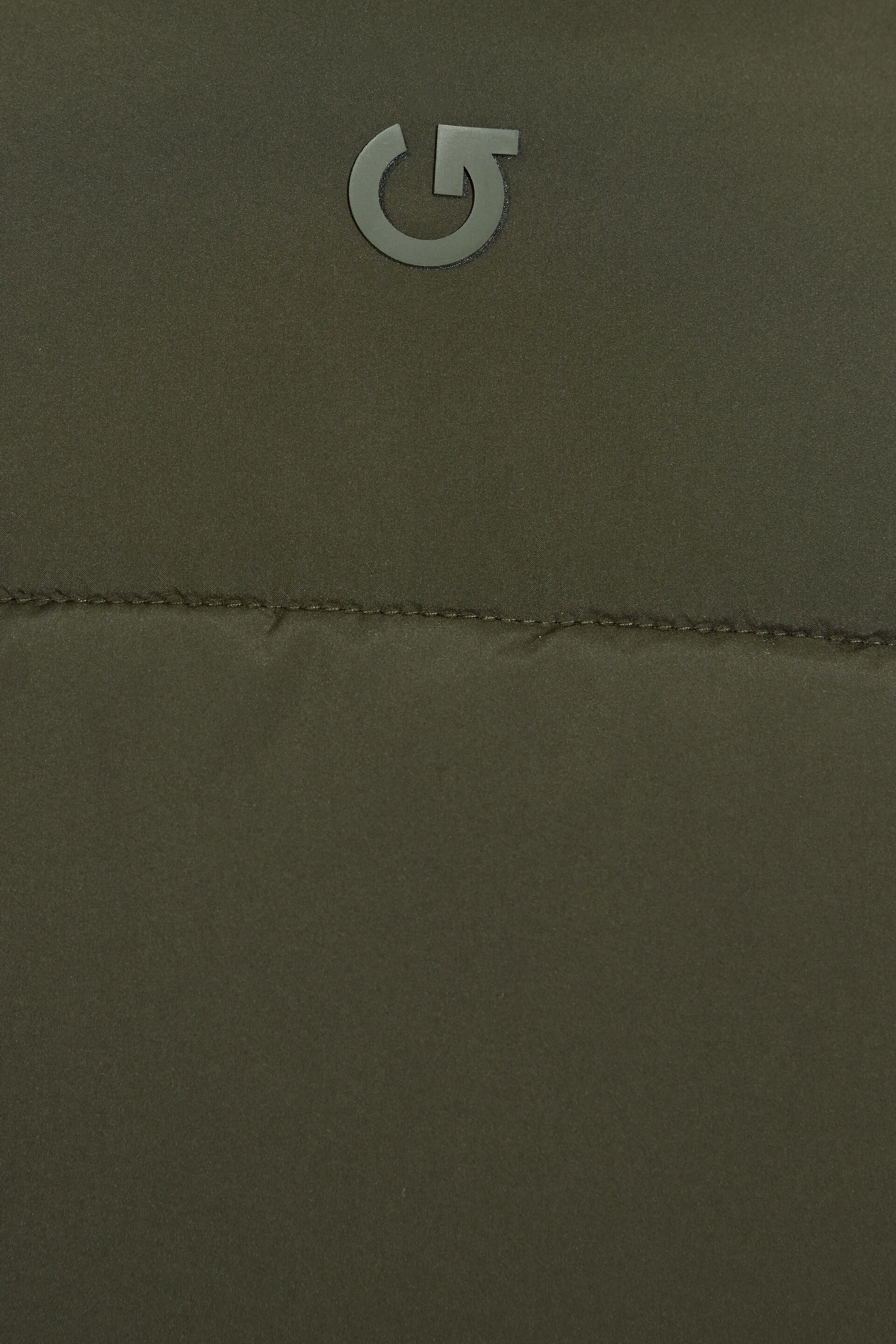 100099012_3A7_alt6_1920x2880-1