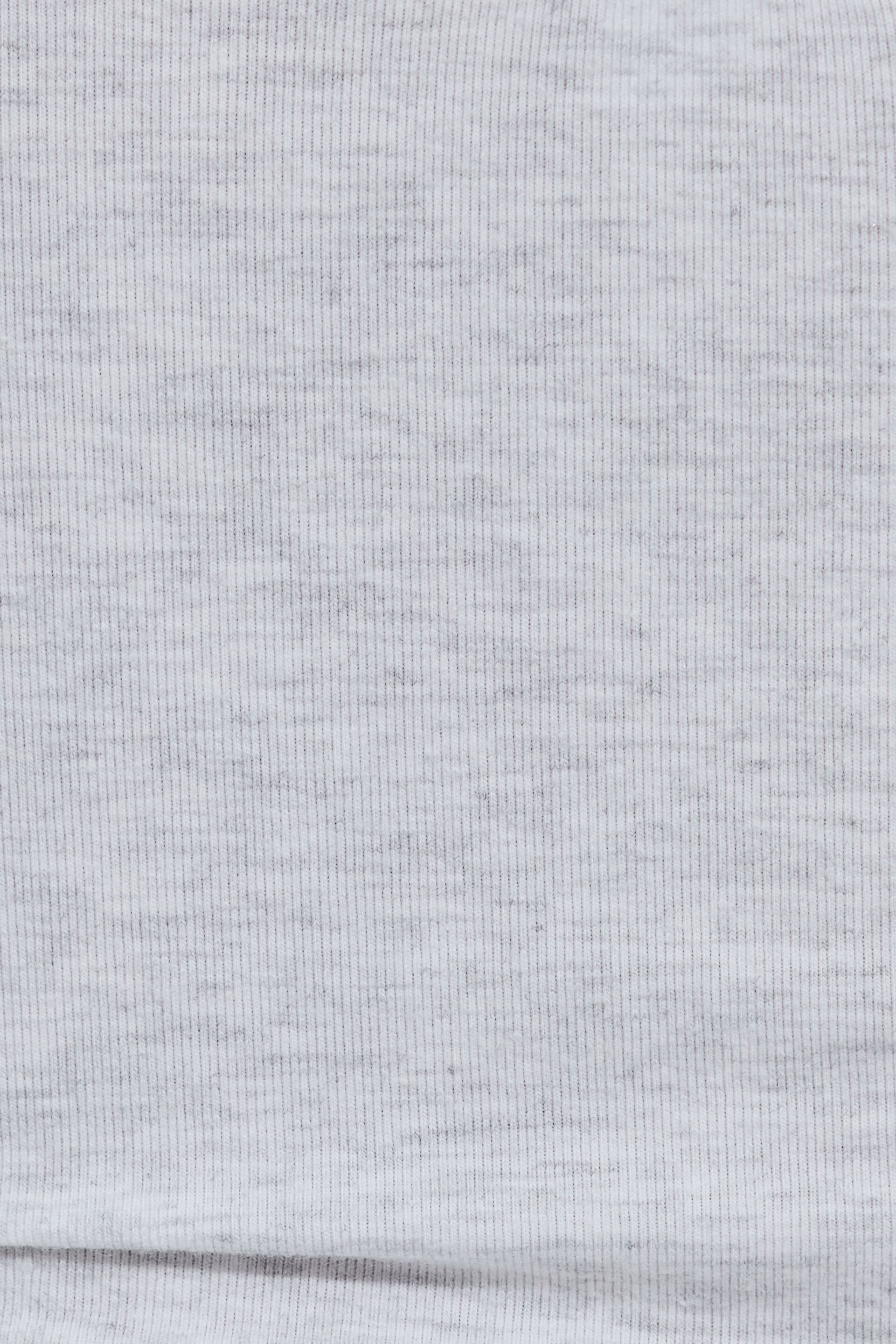 100099756_69I_alt4_1920x2880