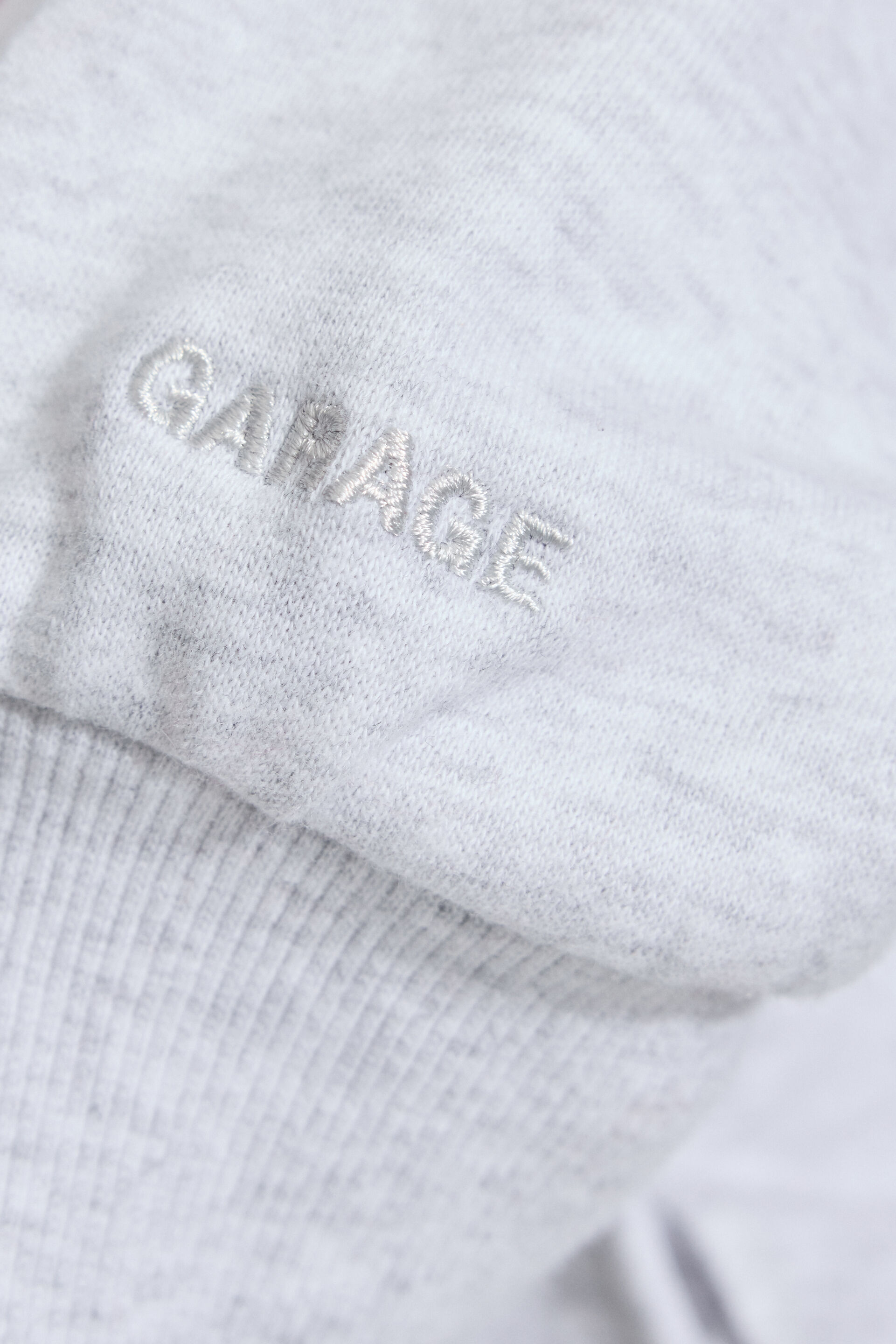 100099806_18X_alt4_1920x2880-3