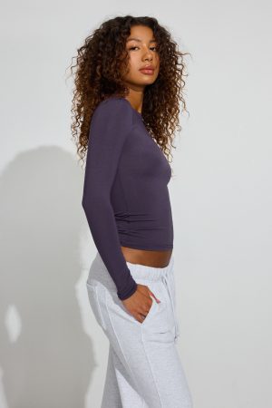 Smooth Long Sleeve Crewneck Top