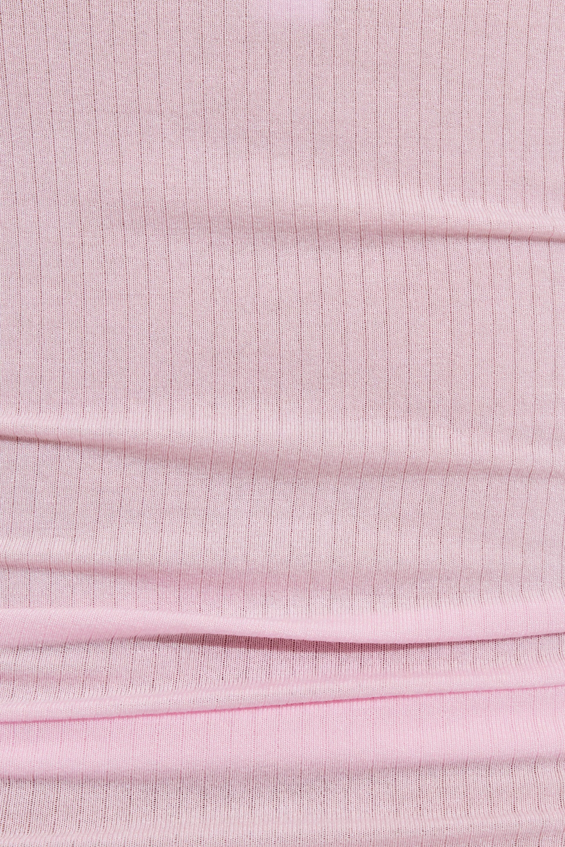 100100145_01K_alt4_1920x2880-3