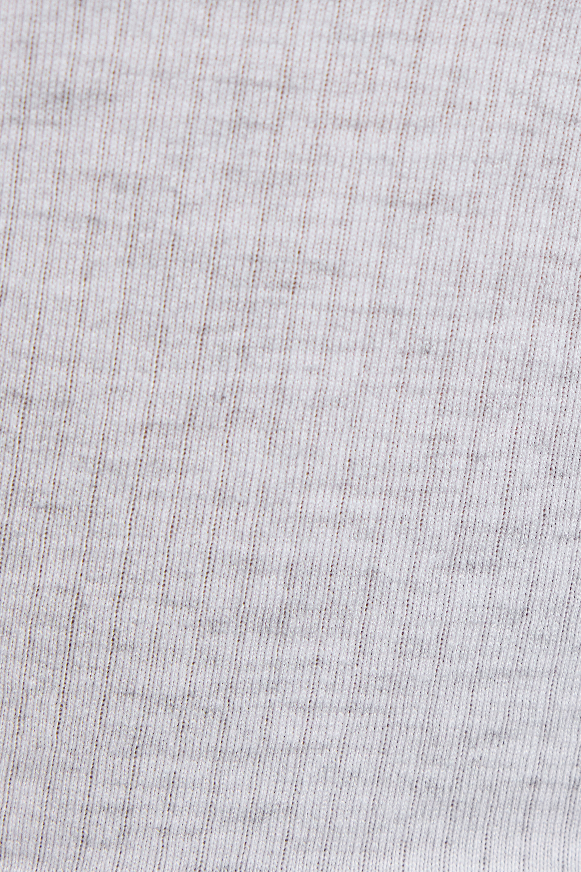 100100145_18X_alt3_1920x2880-3