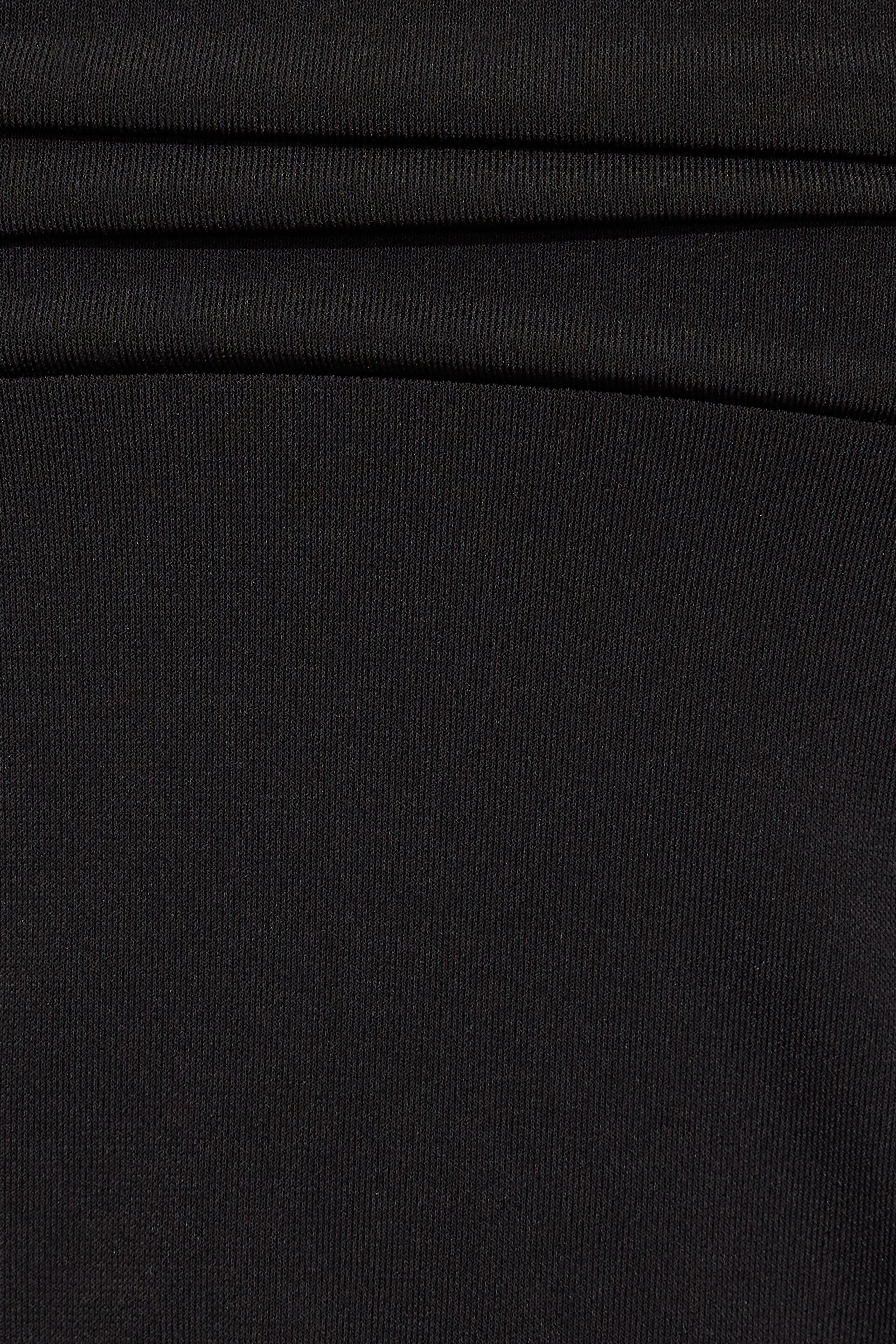 100100313_06V_alt4_1920x2880-7