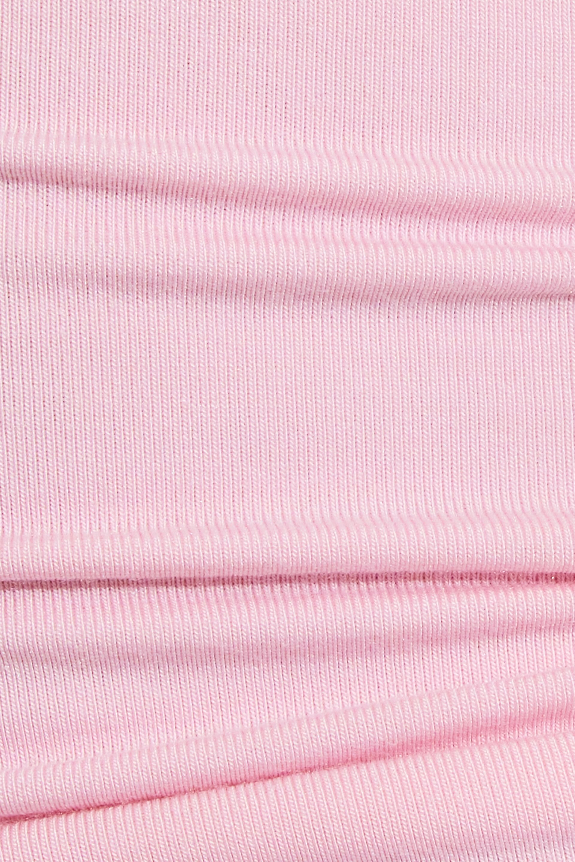 100100895_00P_alt3_1920x2880-7